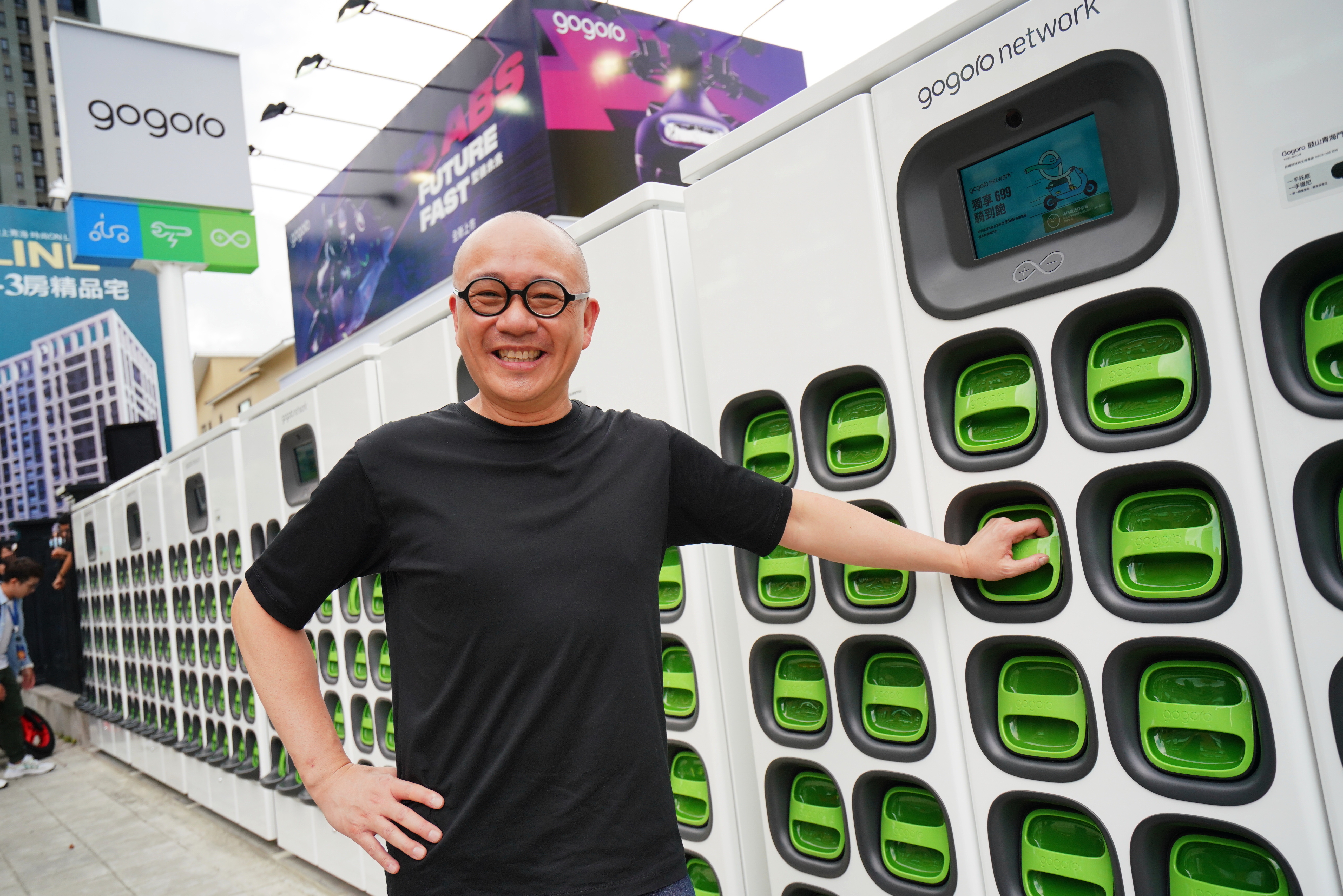 Gogoro共同創辦人兼執行長陸學森深耕換電站，承諾電池芯更新、擴大全國換電據點、布建超級換電站。