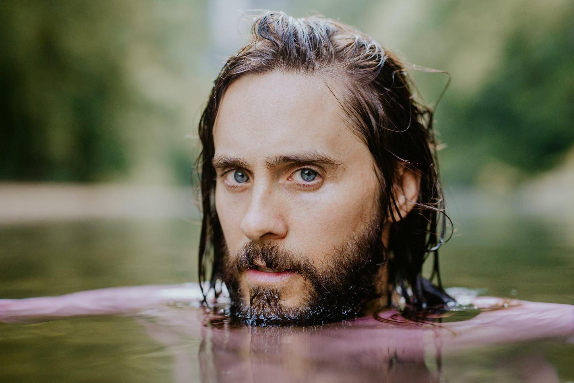 傑瑞德雷托(Jared Leto)傳出將以「小丑」回歸DCEU,加入查導版《正義聯盟》。(翻攝自Jared Leto臉書)