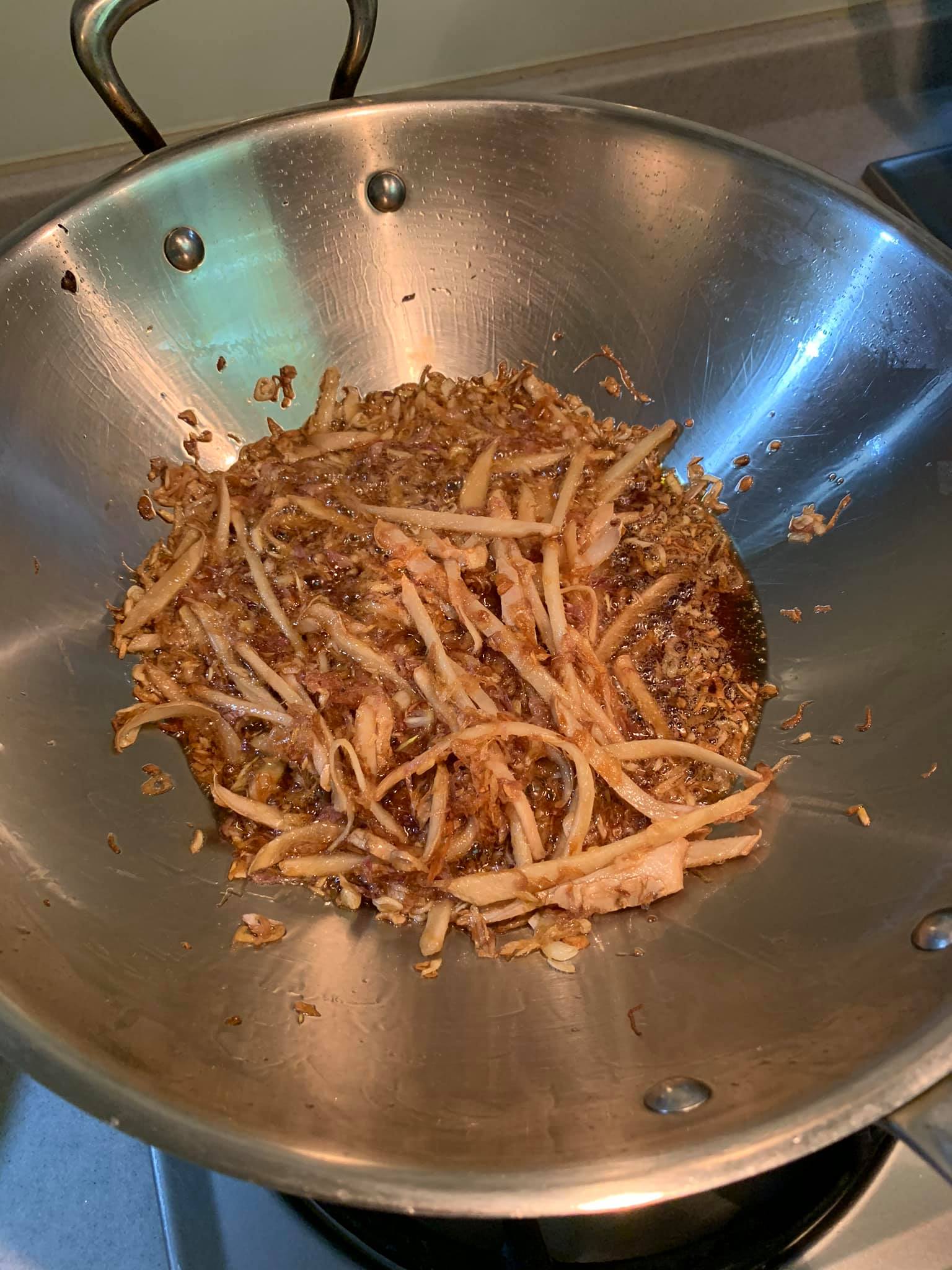 煸香至如此程度。