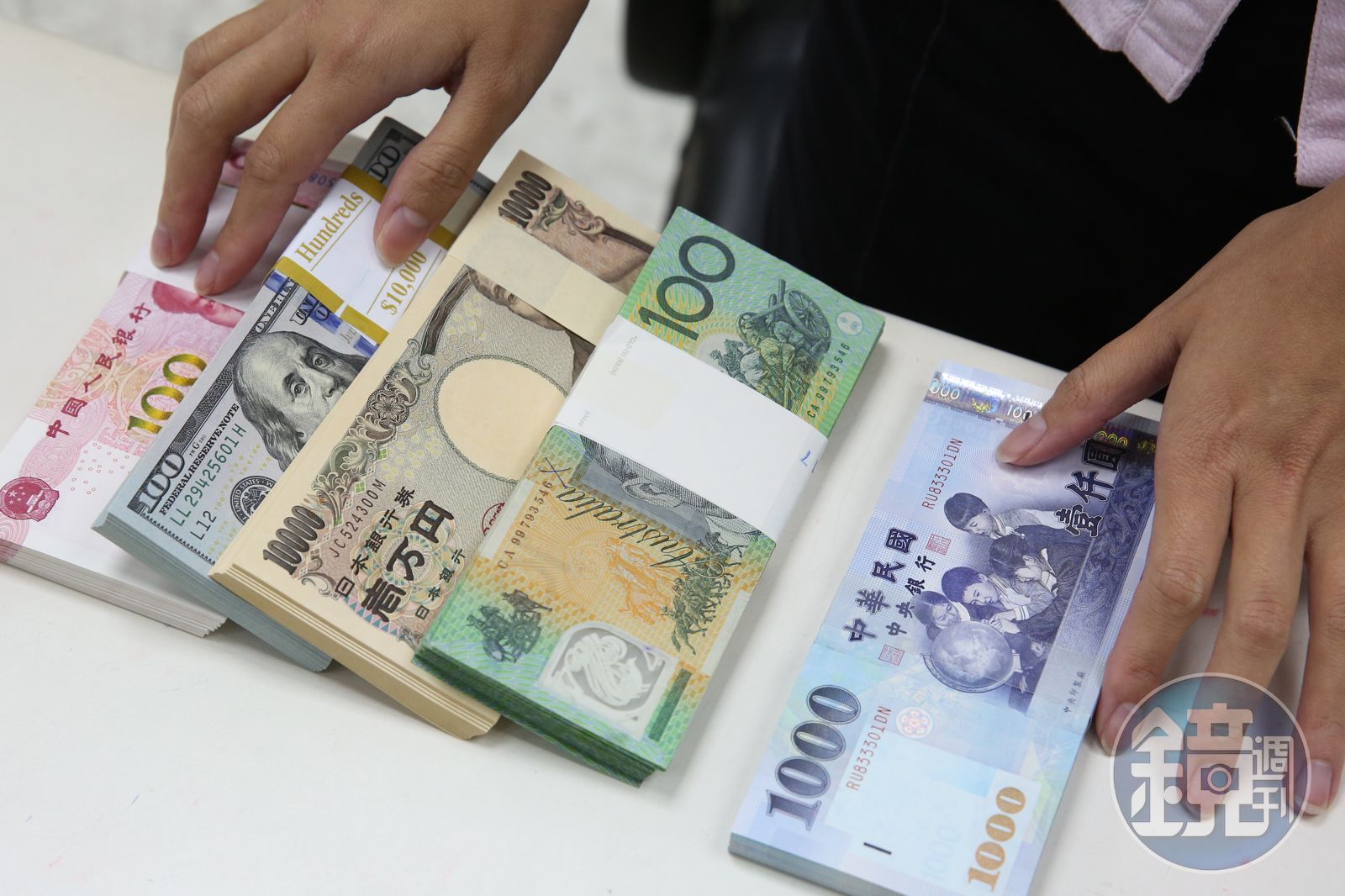 1 000 00 chinese yuan to usd (85) 사진