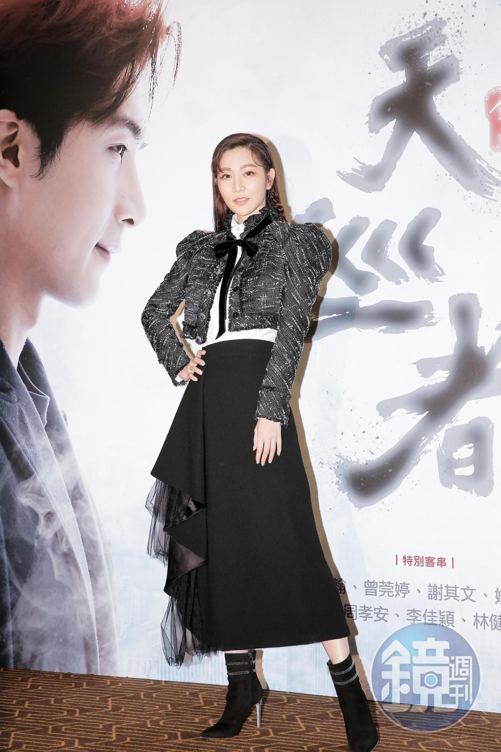 曾莞婷在泰國遇見靈異事件,嚇得她趕緊去廟裡拜拜。