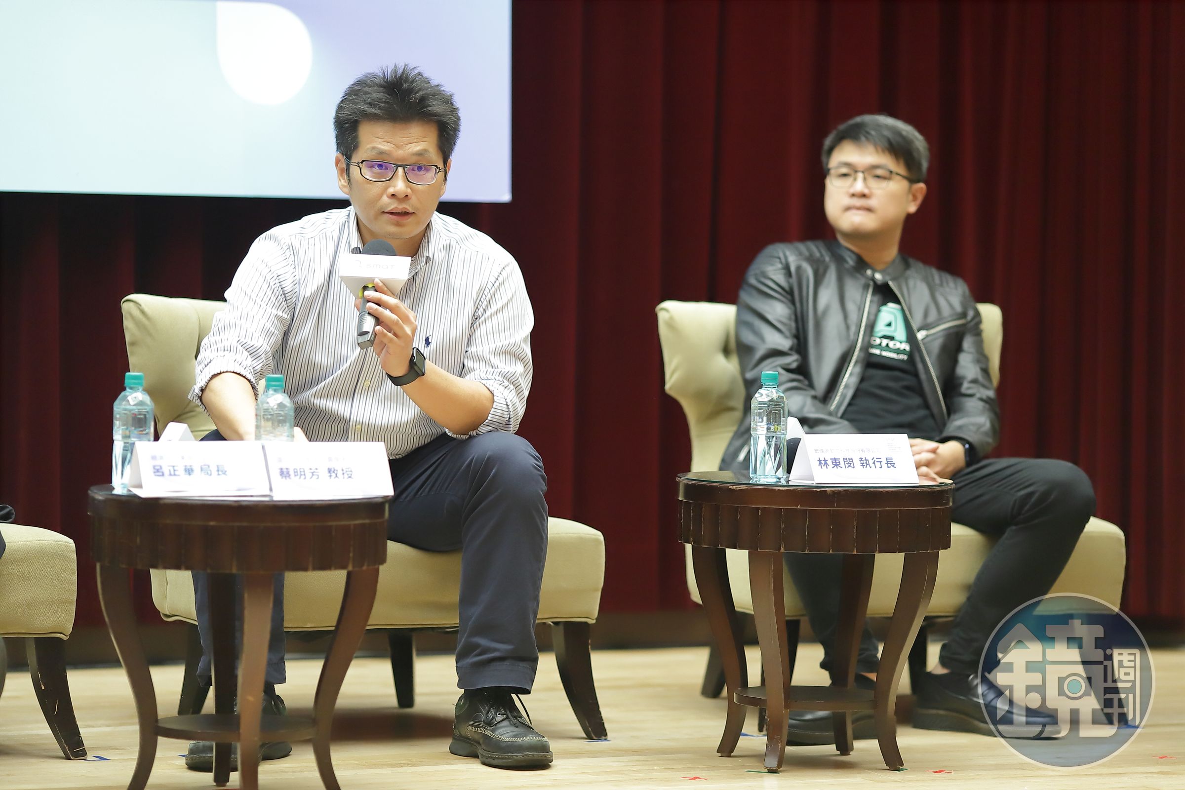 蔡明芳表示，智慧移動產業是兼顧環境永續的產業，並且已成新的經濟思維。