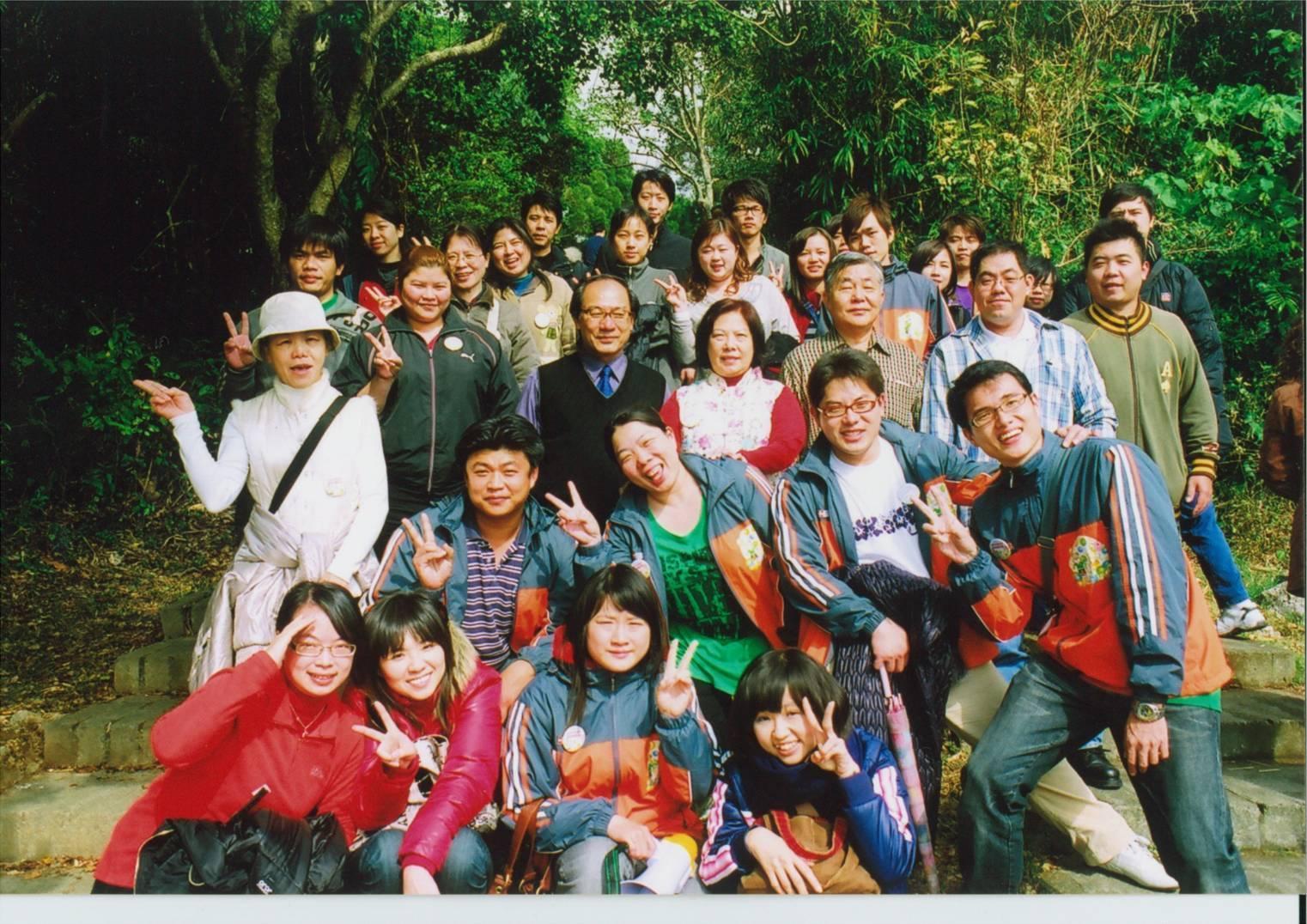 振宇五金過去雖屬家族企業,但曾善與兒女和員工打成一片,建立革命情感。(振宇五金提供)