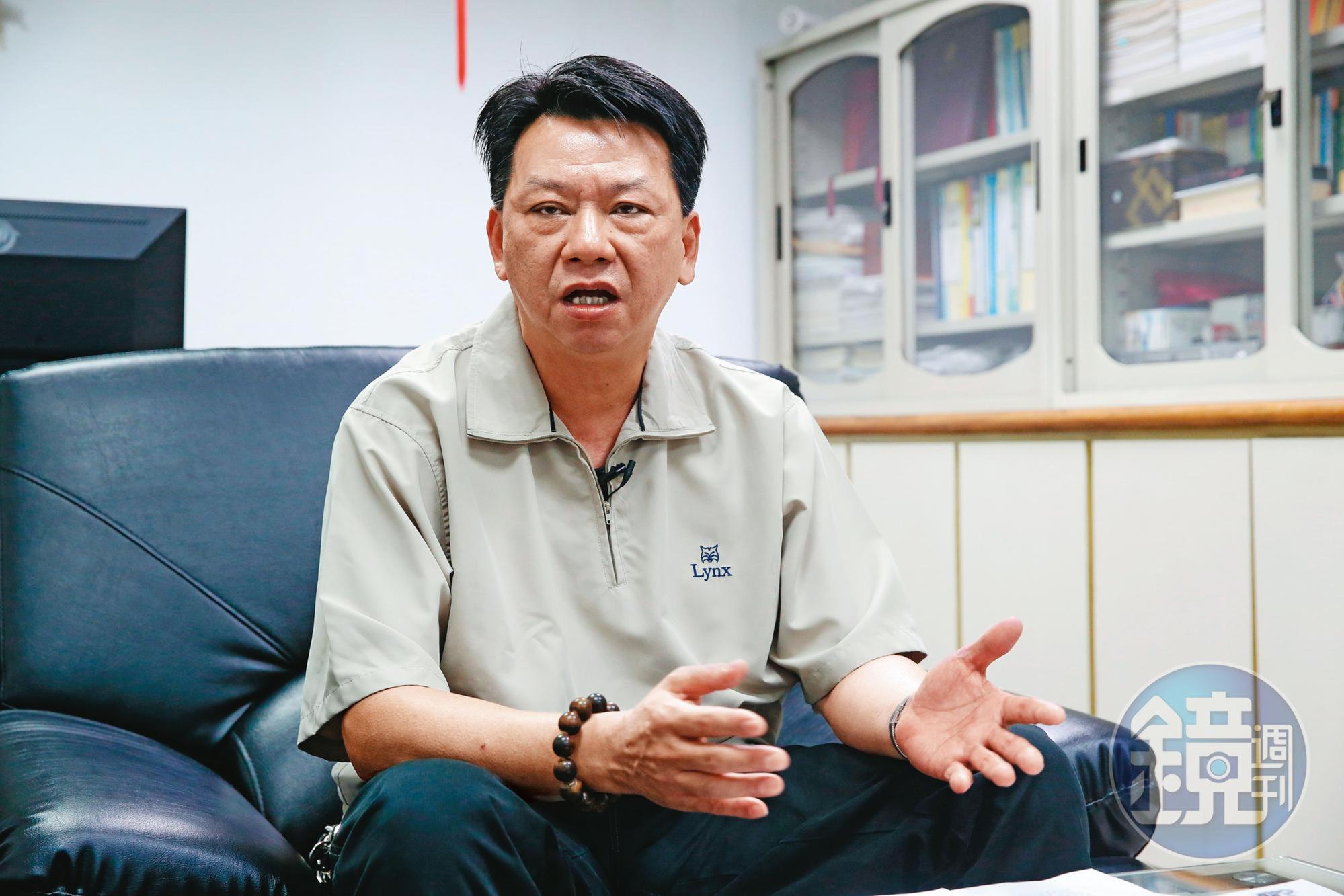 新北市警局板橋分局偵查隊小隊長陳俊傑,對綁匪的強大火力印象深刻。
