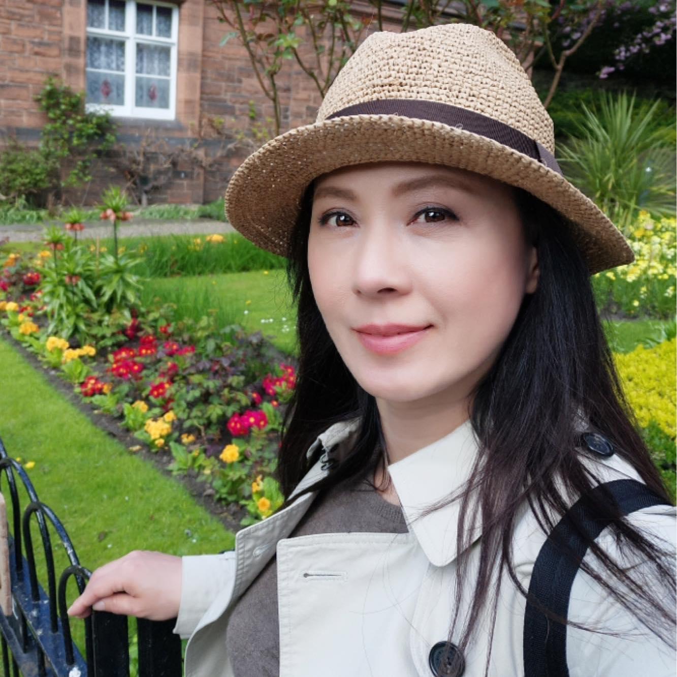 涂善妮1998年當紅之際,曾經閃婚卻也閃離。(翻攝自涂善妮臉書)