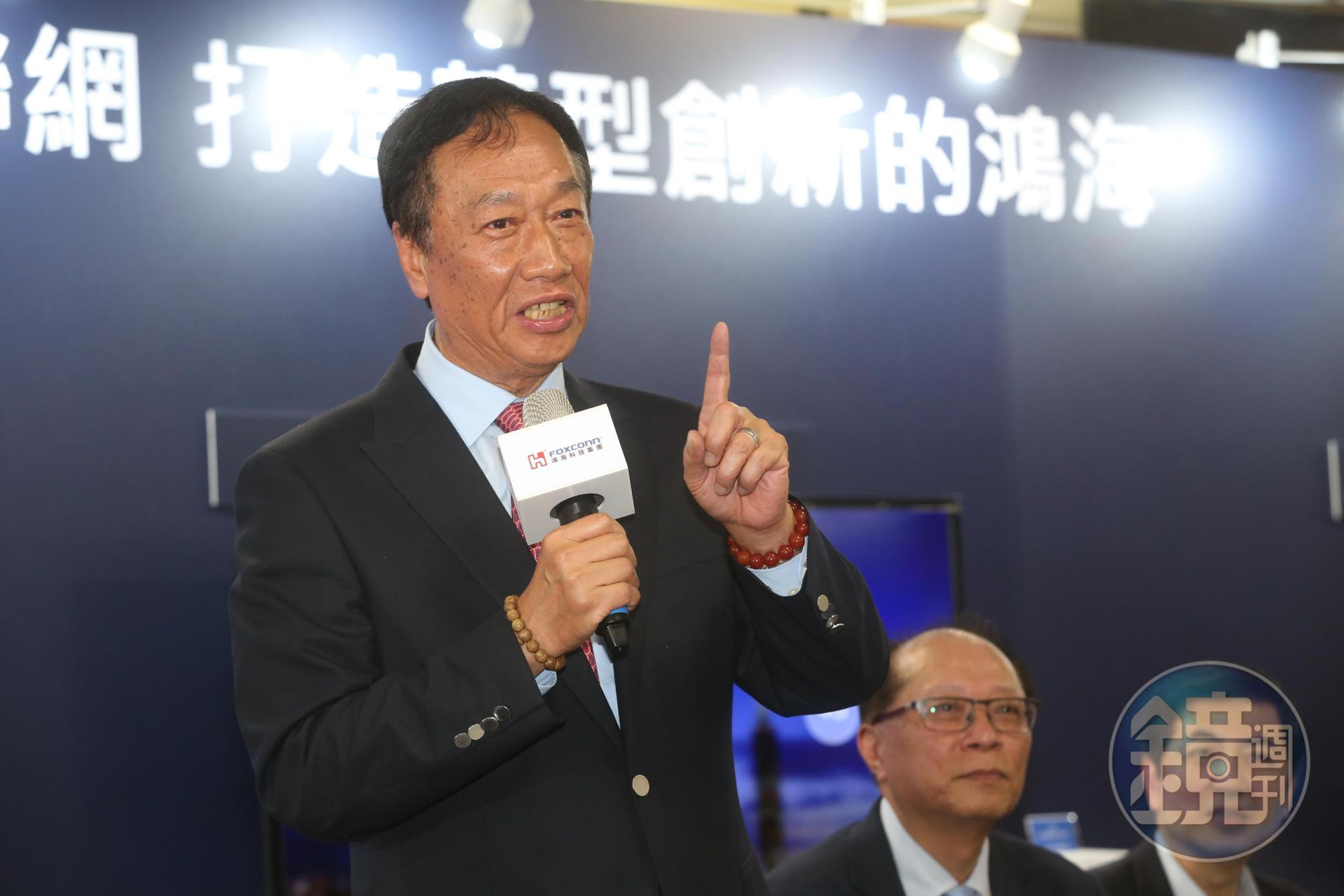 韓國的三星電子是鴻海創辦人郭台銘最痛恨的敵手,在記憶體和手機領域也讓台灣廠商受傷慘重。