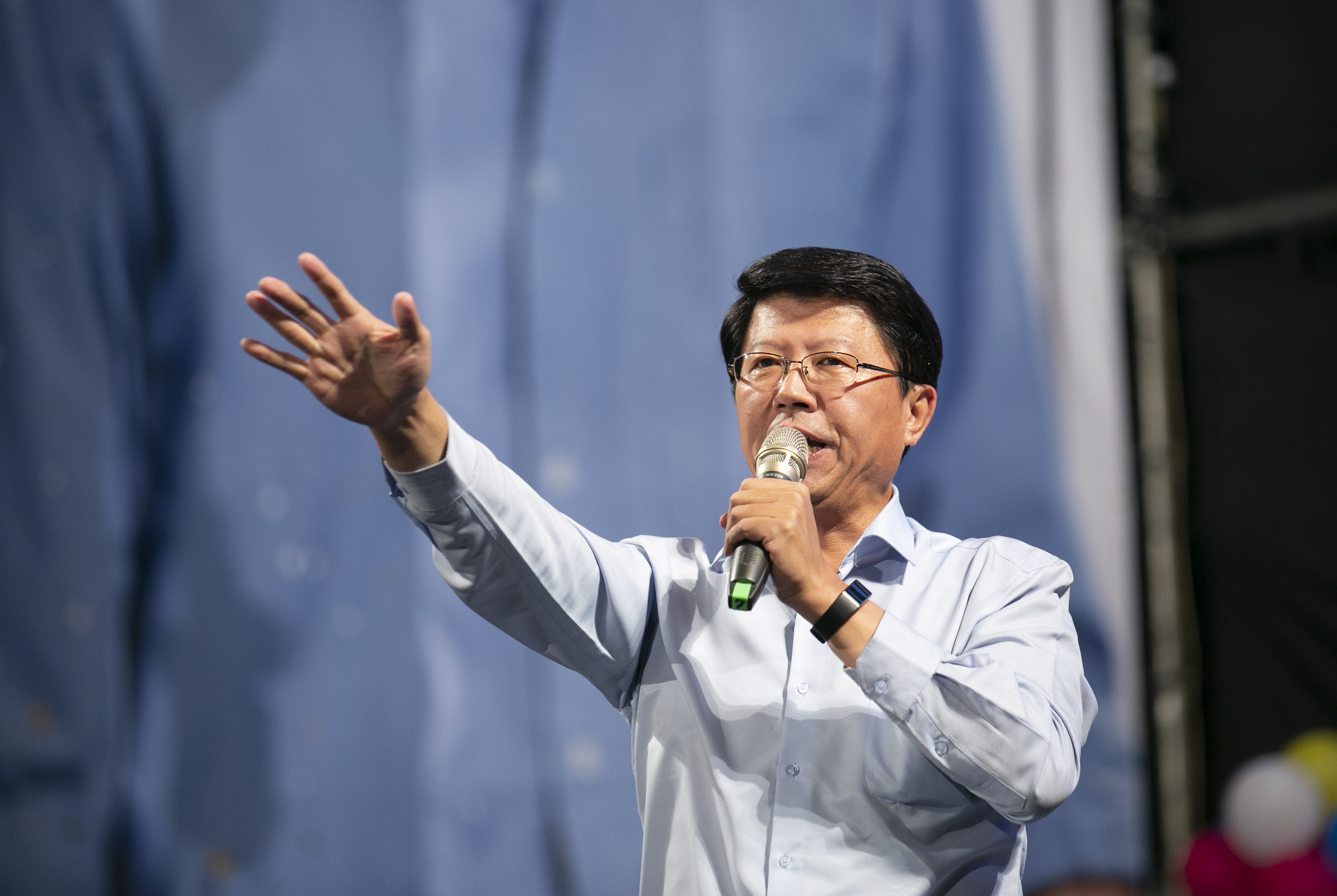 謝龍介年初與謝志忠對賭台中立委席次，最終謝龍介賭輸，將依約赴台中跳溪。（本刊資料照）