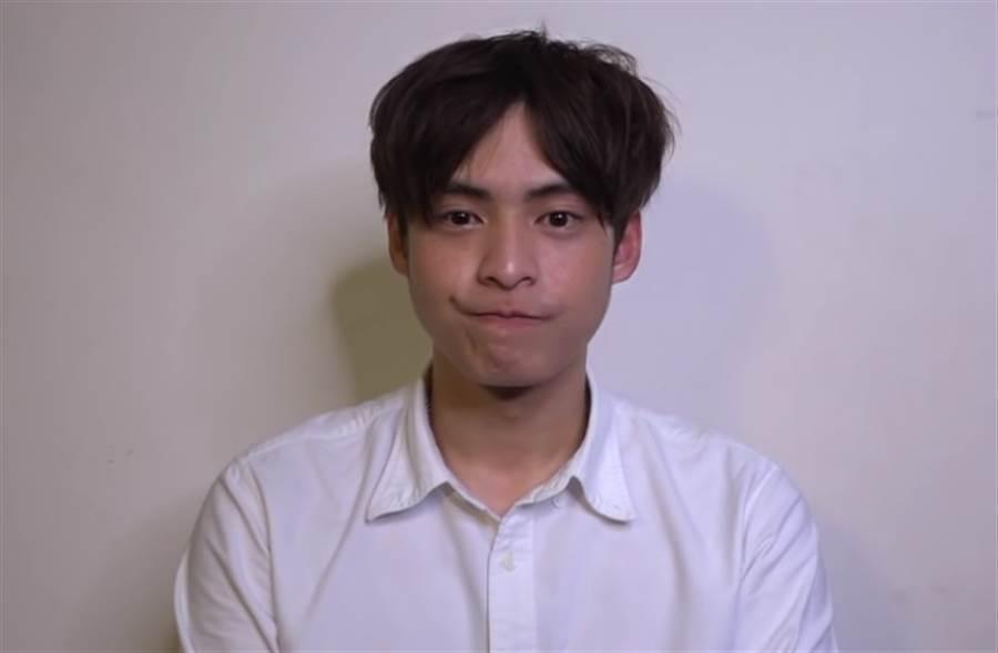 放火除了被拍到赴警局報案，就幾乎足不出戶。（翻攝自放火臉書）
