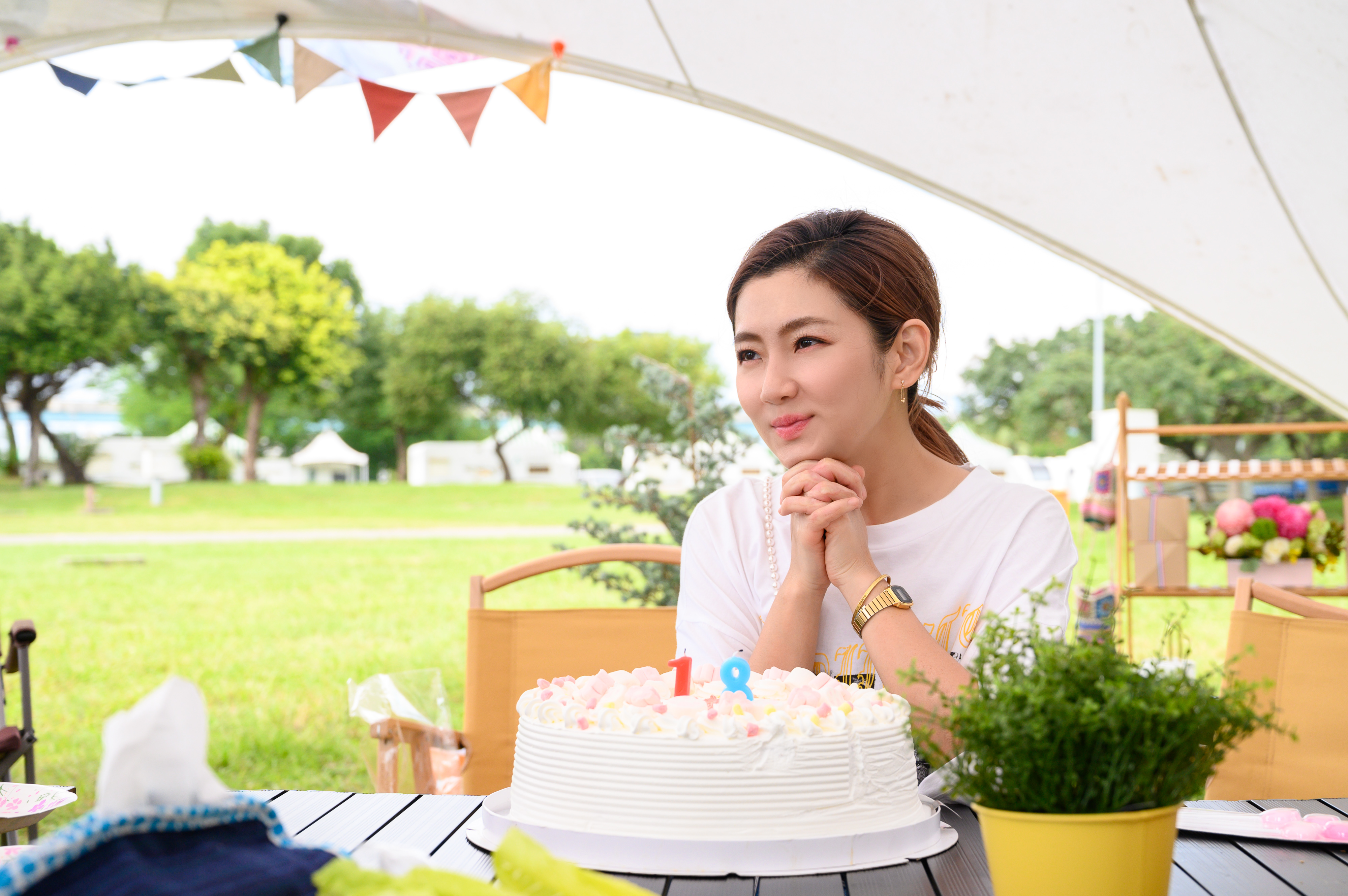 Selina提前慶祝生日，許願成功登玉山。（任真美好提供）