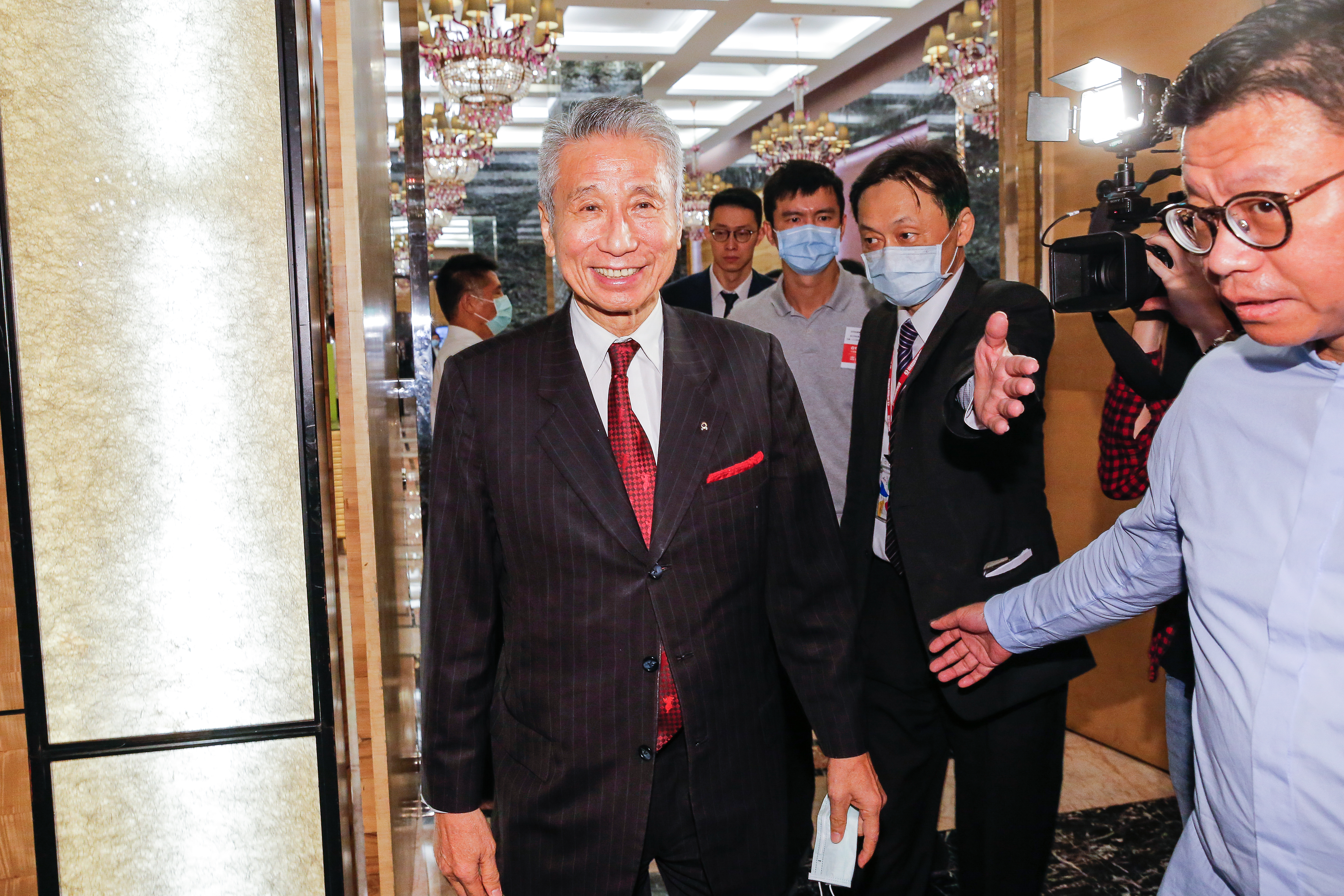 王光祥針對和林文淵在人事方面不合一事做出回應。