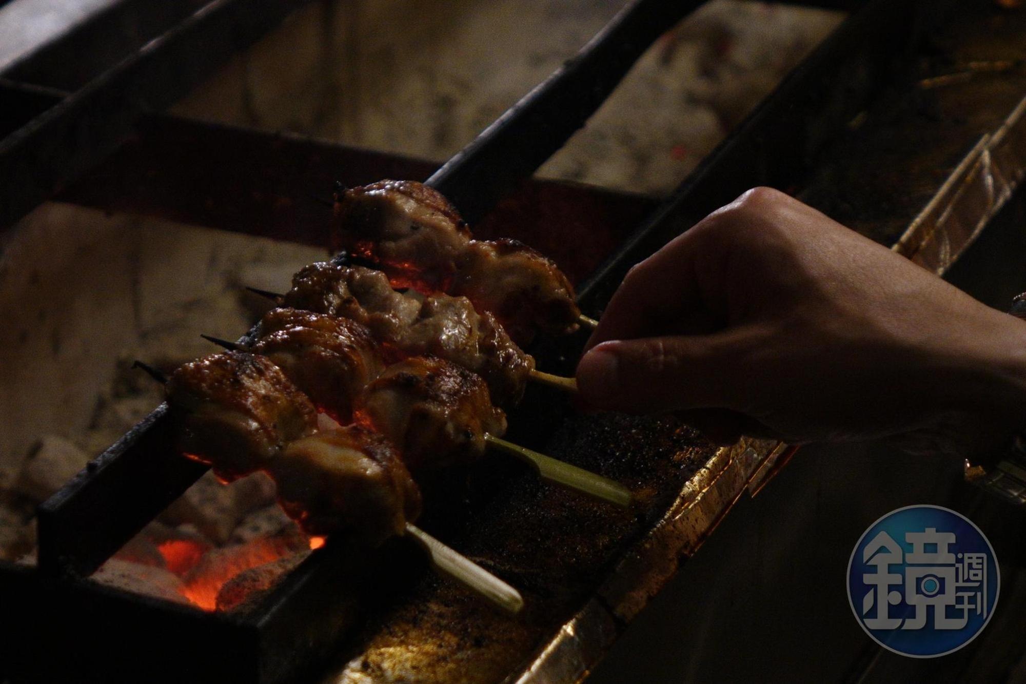 「炭 MiraWan X 俺達的肉屋 X 鳥苑 6手餐會」是一場結合法餐、燒烤雙重技法,打造的帕修斯雞餐宴。(圖為示意,非正式餐點)