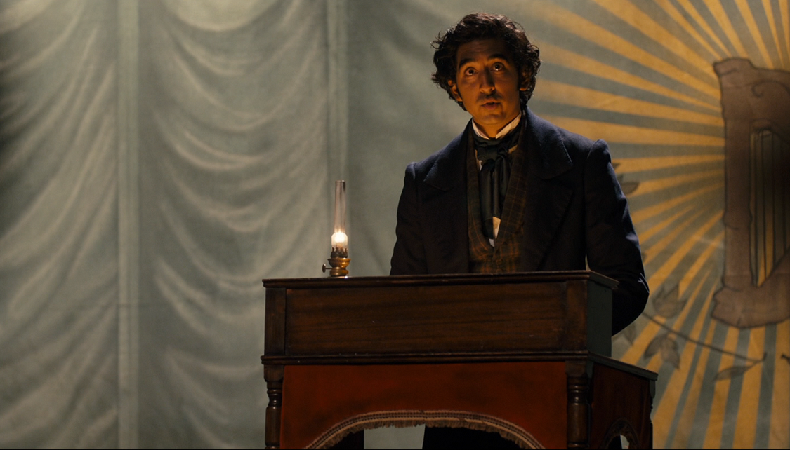 戴夫帕托以亞裔英國人身分演出男主角大衛考柏菲爾德，他認為導演選擇他演出需要相當大的勇氣。（車庫提供）