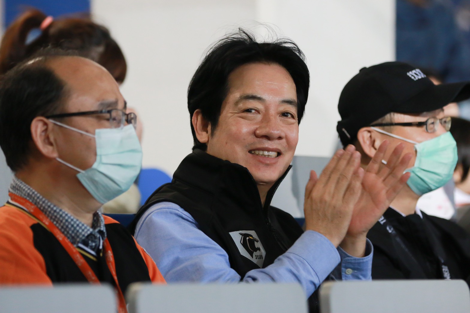 副總統賴清德上週五到新莊球場看球。(翻攝賴清德臉書)