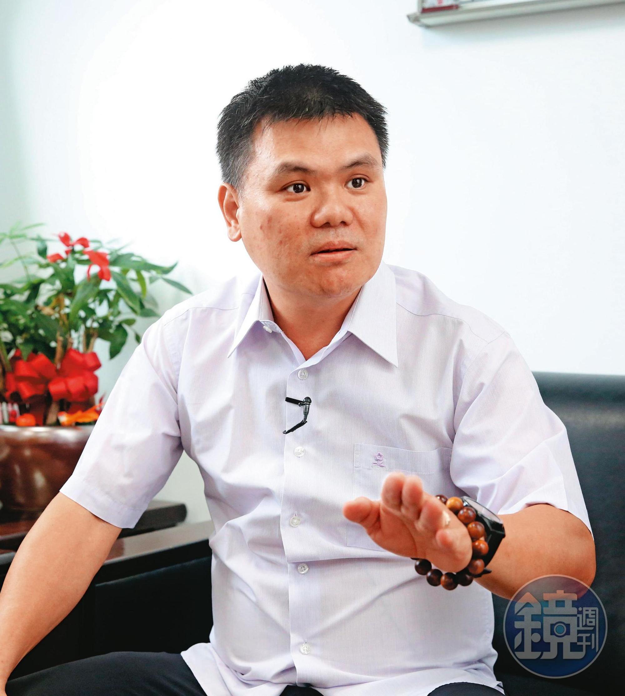 當年承辦槍擊案的警官許登智,談起此案仍印象深刻。