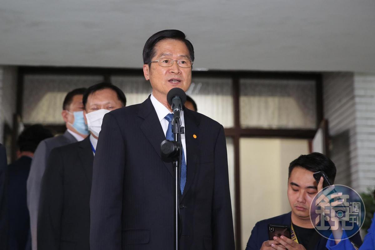 國防部長嚴德發承諾將在3年內汰換F-5系列。(本刊資料照)