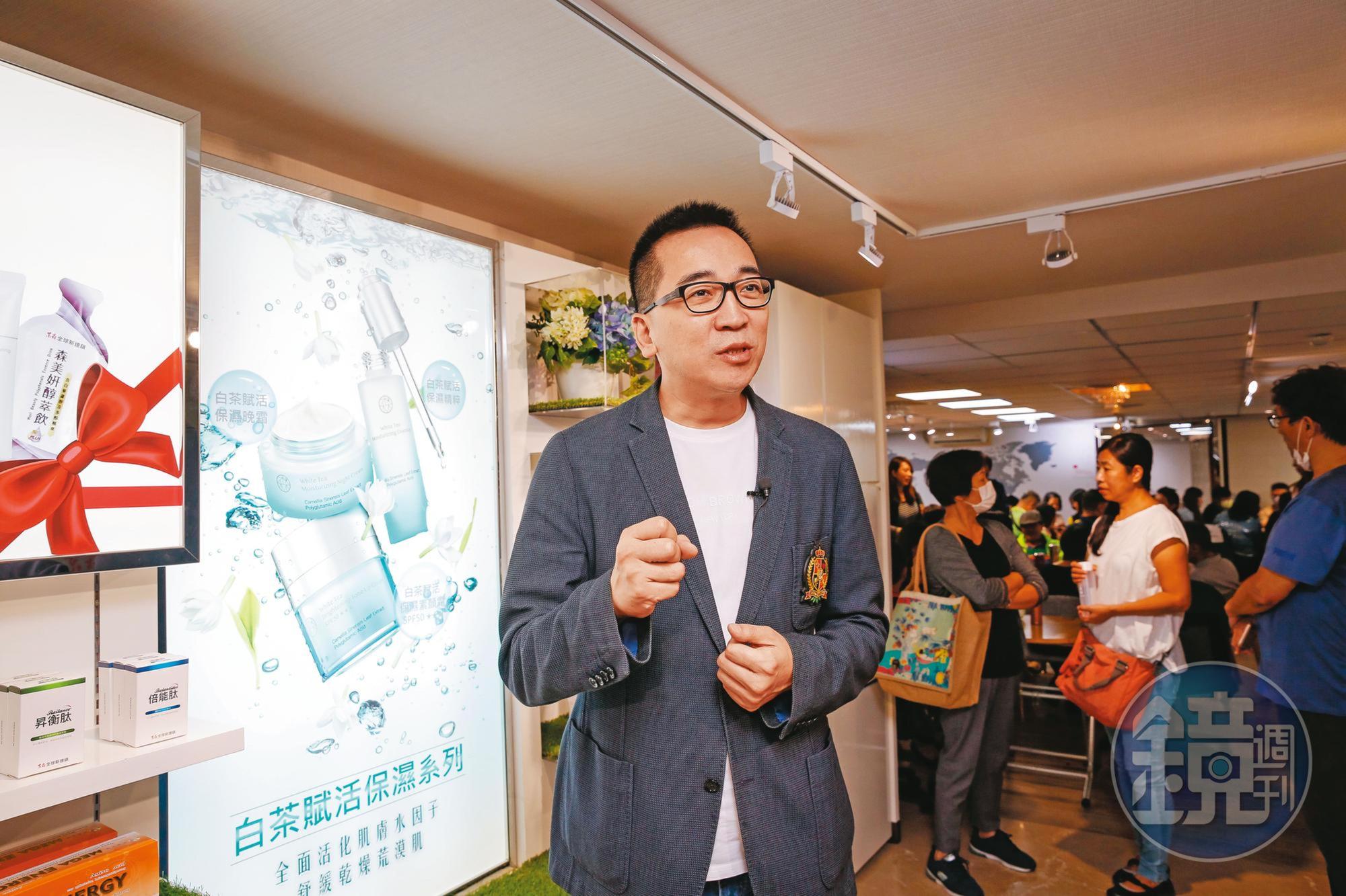 名模洪曉蕾前夫王世均(圖)加入東森集團,與王令麟拚直銷。