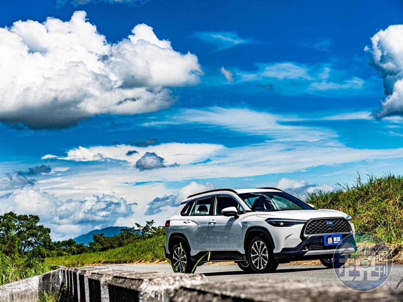 TOYOTA Corolla Cross Hybrid 旗艦型