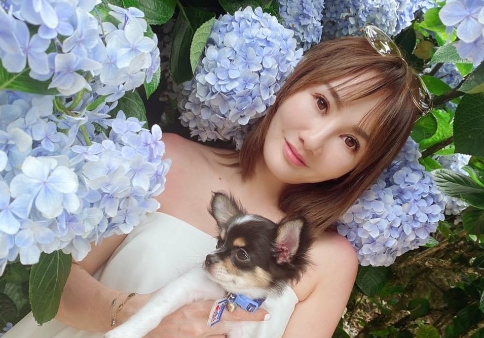 王宥忻戶頭裡，平白無故多了一百萬。（翻攝自王宥忻臉書）