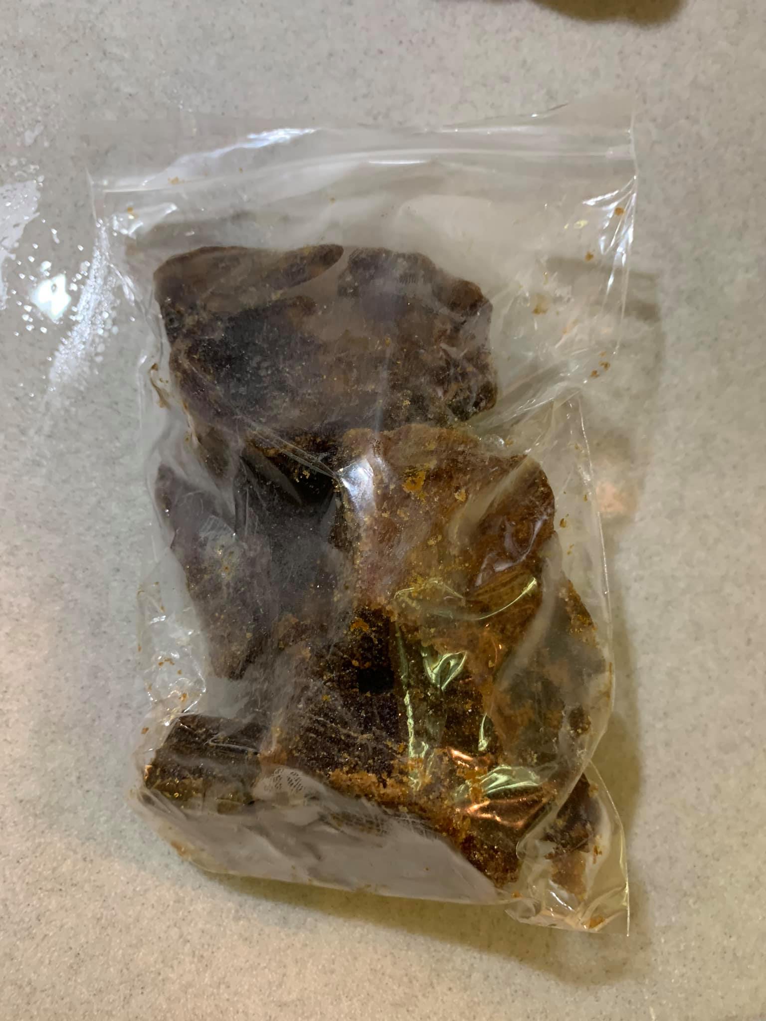 台灣黑糖塊1包。