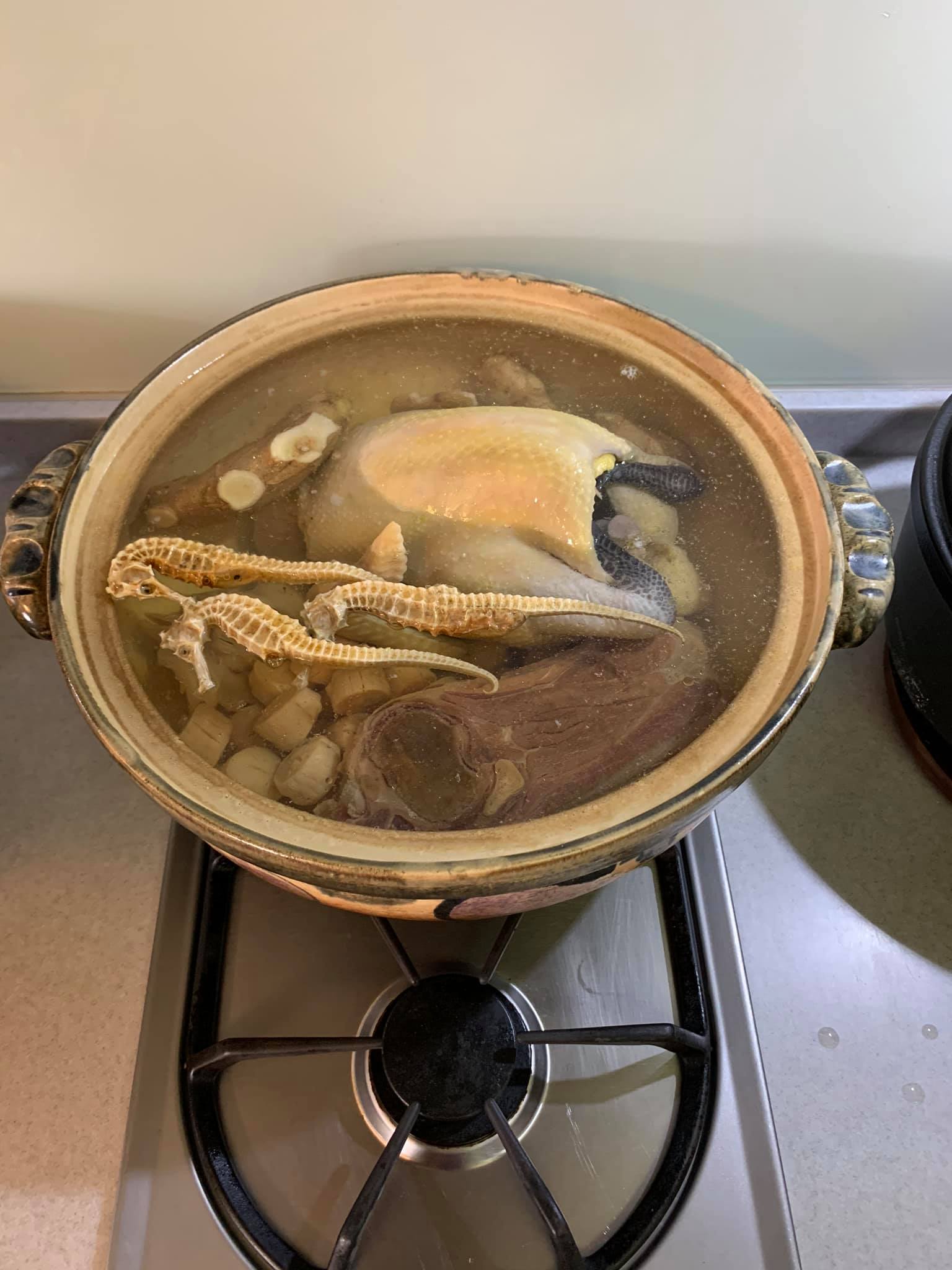 山珍海味盡在一鍋。