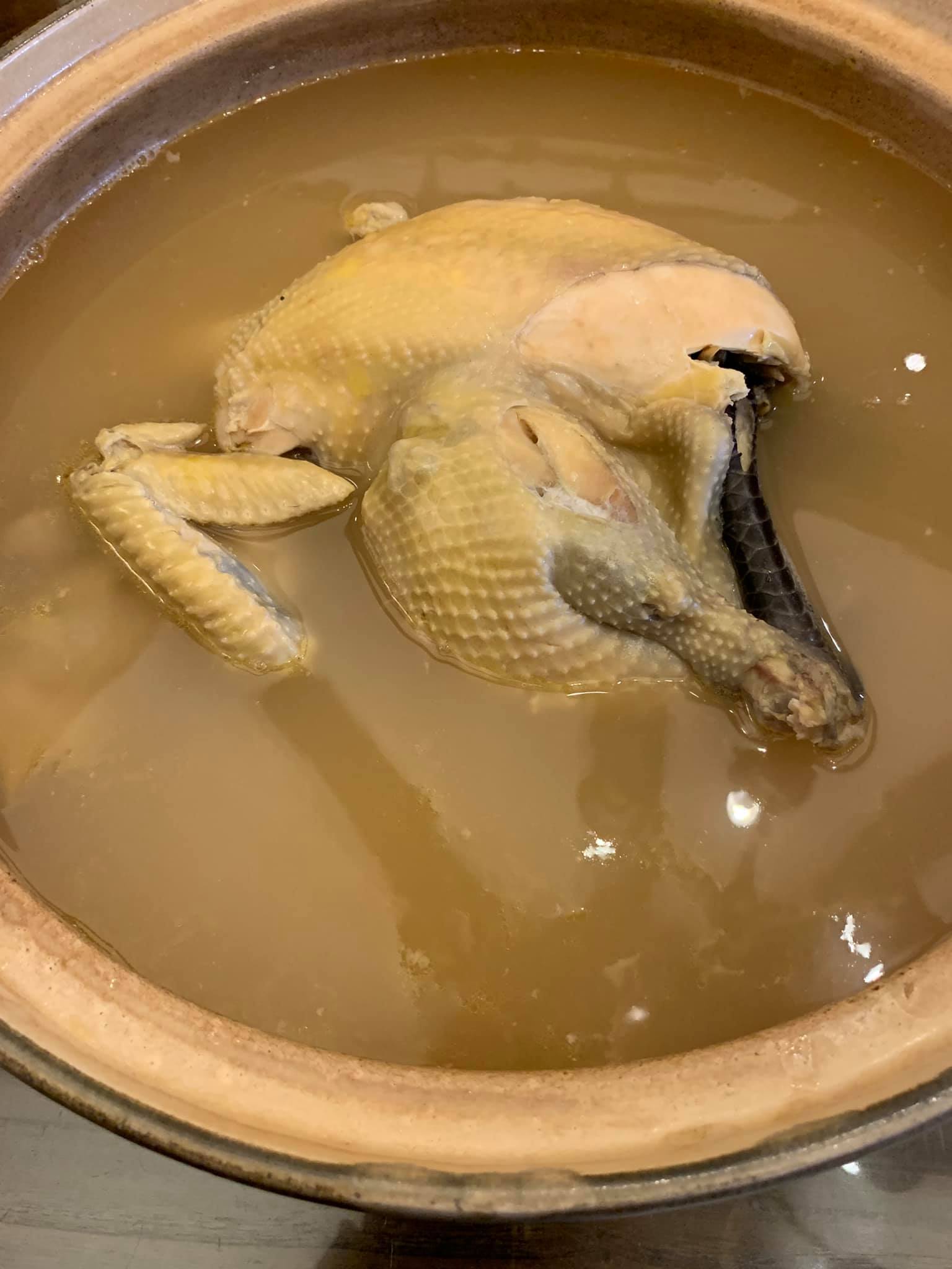 海馬雞湯完成。