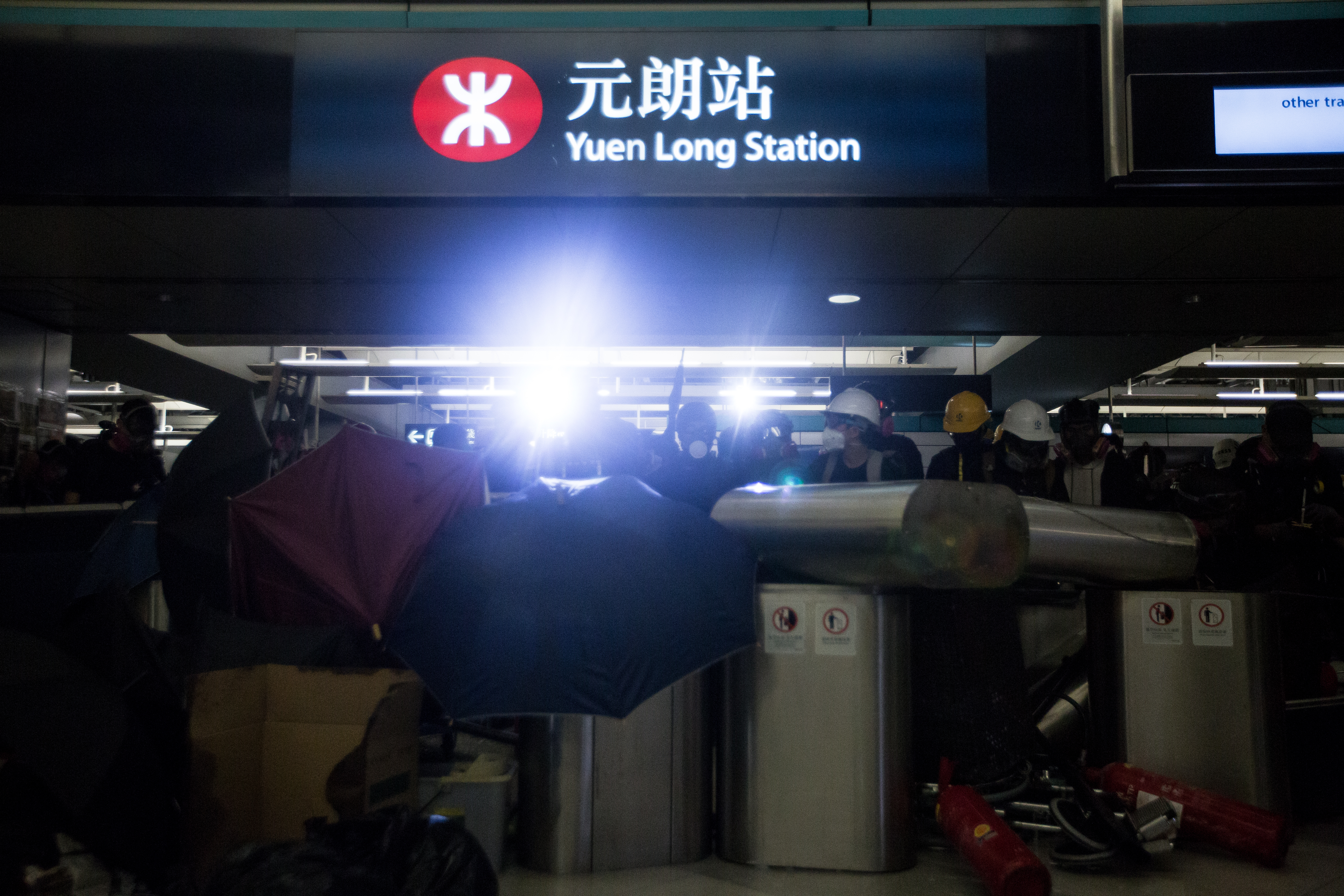 製作元朗襲擊事件專題的編導蔡玉玲遭警察上門拘捕，港媒消息指出，其涉嫌不正當使用資料。（資料照．非721當日照片）