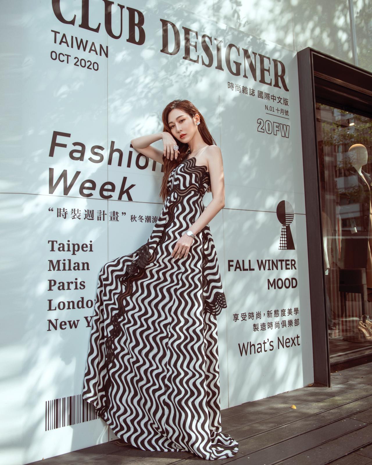 曾莞婷穿著STELLA McCARTNEY黑白線條斜肩透視禮服，搭配PIAGET珠寶亮相。（CLUB DESIGNER提供）