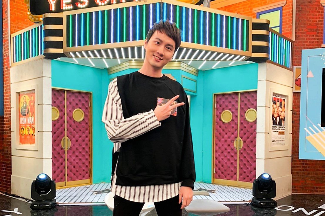 老婆夏如芝生產畫面太血腥，張捷太緊張不敢直視，靠手機見女兒第一面。（衛視中文台提供）