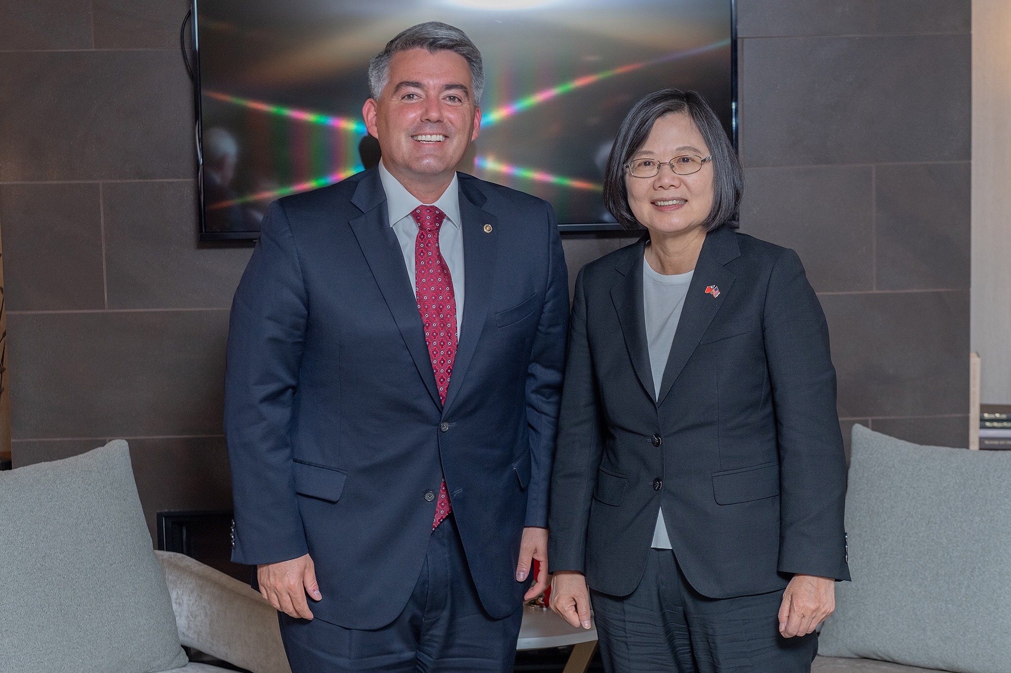 友台議員賈德納在參議院改選中不幸落敗。（翻攝自Cory Gardner臉書）