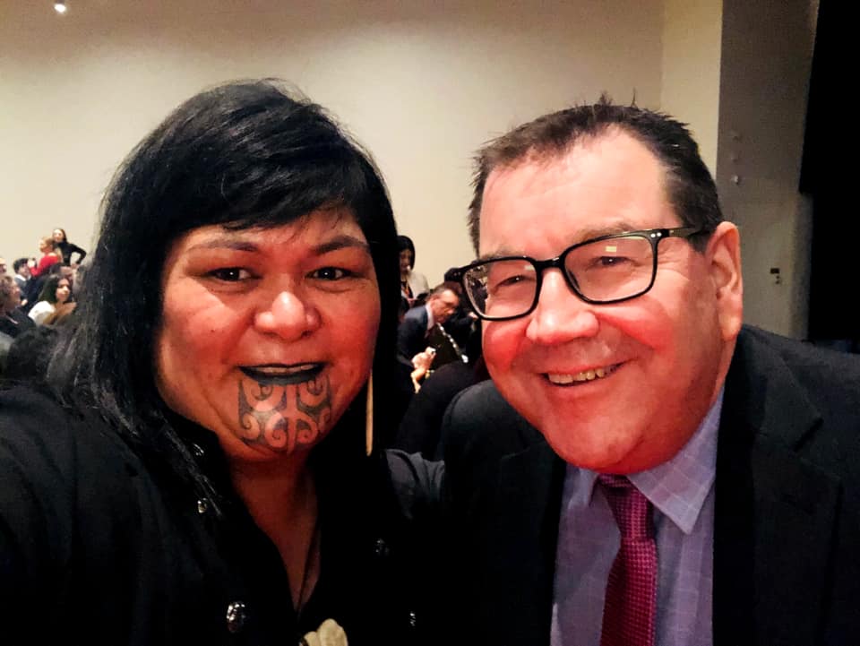 瑪胡塔（左）和羅伯森（右）是本次最受關注的2名紐西蘭新內閣。（翻攝自「Nanaia Mahuta MP - Hauraki-Waikato」臉書）