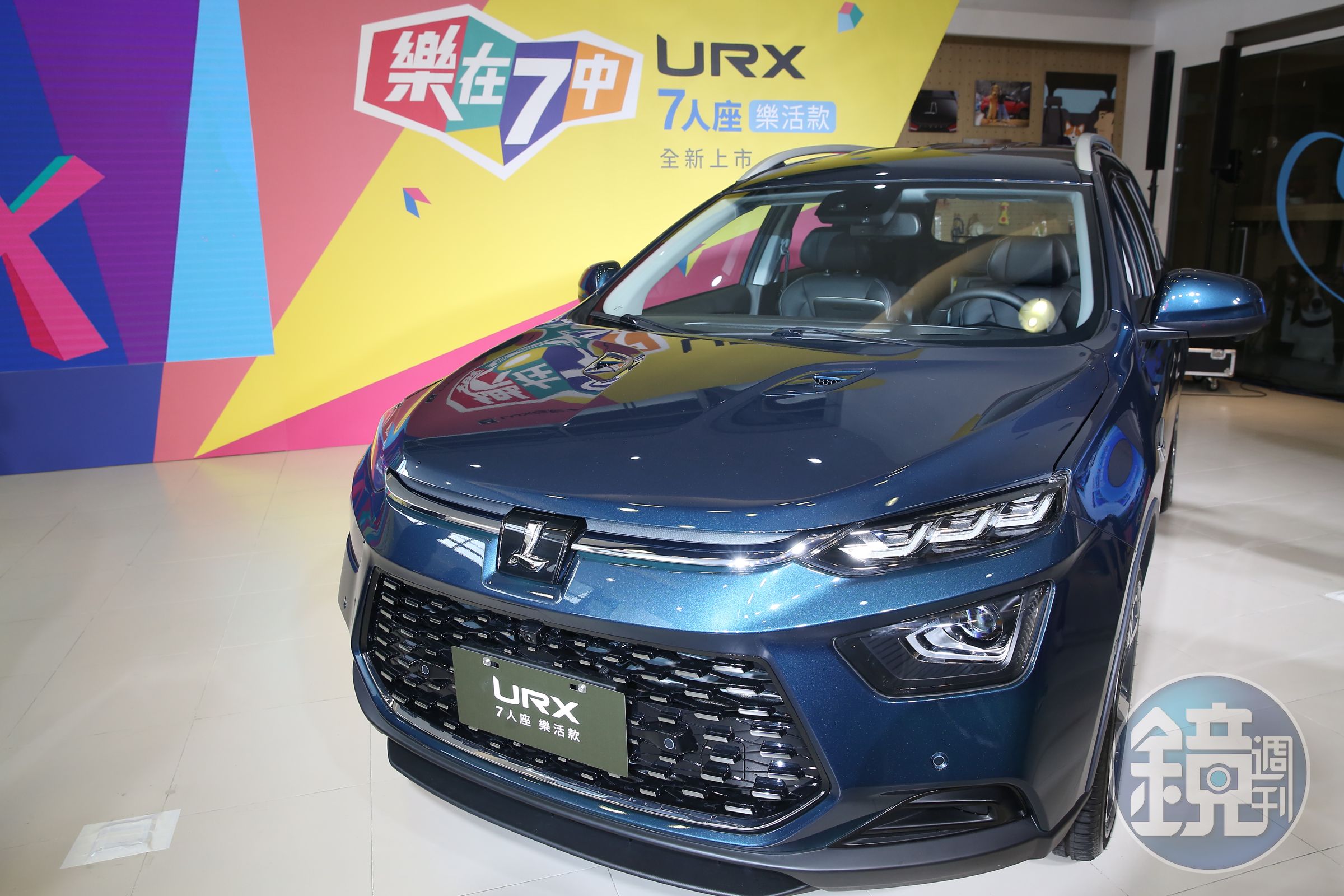 納智捷推出全新URX 7人座樂活款，以低於百萬元的車價力拚同級車款。