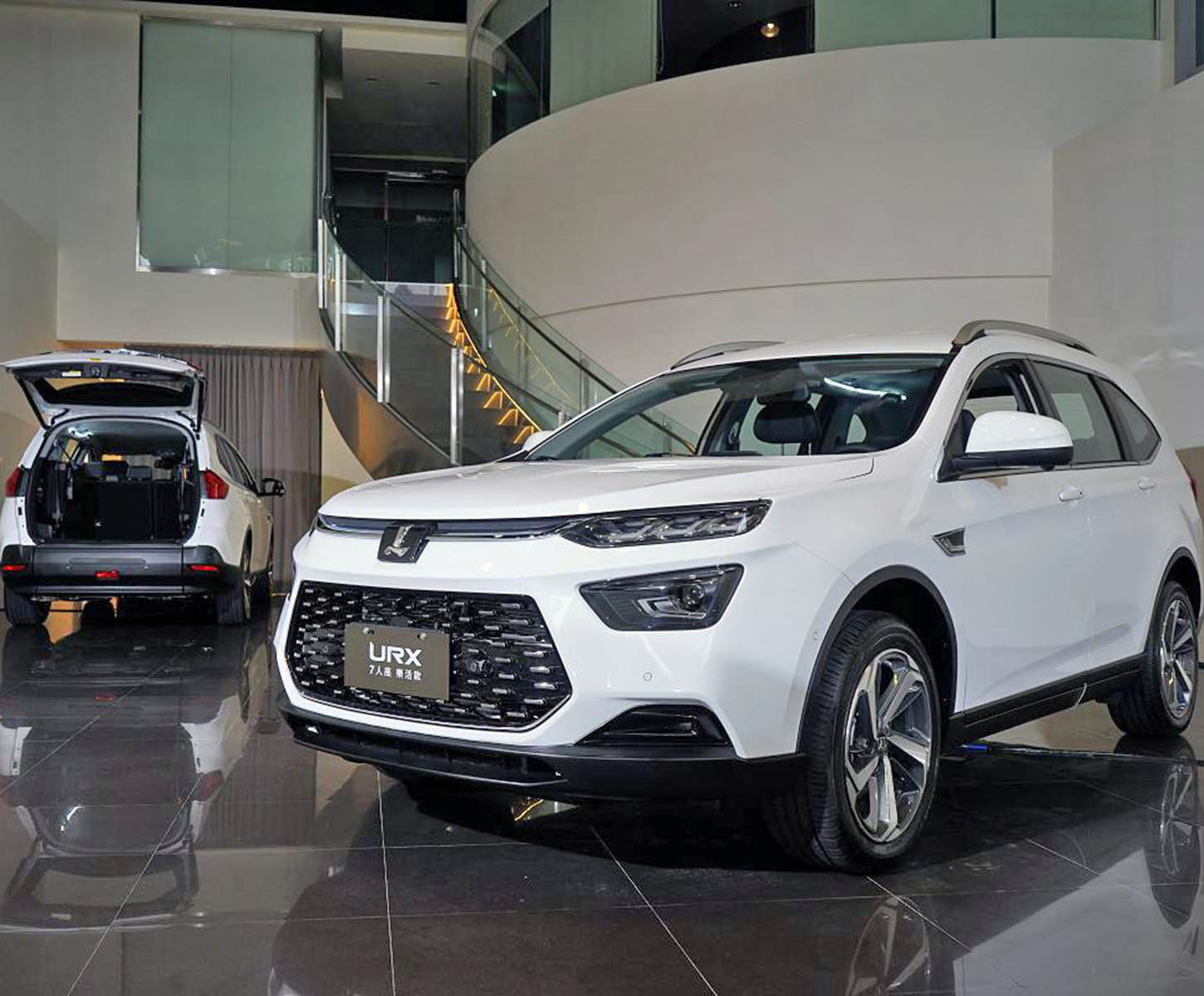【新車發表】搶佔百萬內空窗帶　LUXGEN URX推全新七人座樂活款