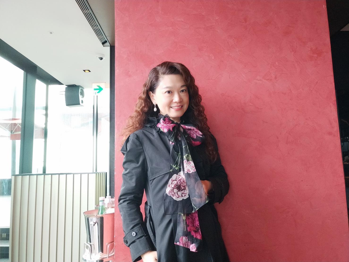 瑞銀投信總經理焦訢指出，金融市場變數大，重視永續發展的企業表現抗跌。（瑞銀提供）