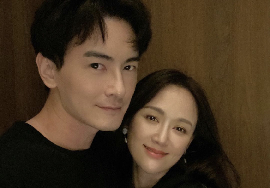 陳喬恩與好友鄭元暢聚會，兩人合照曝光後，立即引起網友大呼認不出陳喬恩。（翻攝自陳喬恩IG）