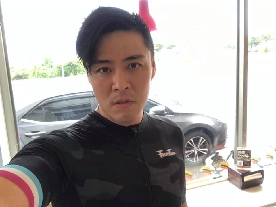 劉至翰自曝年輕時有大頭症得罪不少電視台高層。（翻攝自劉至翰臉書）