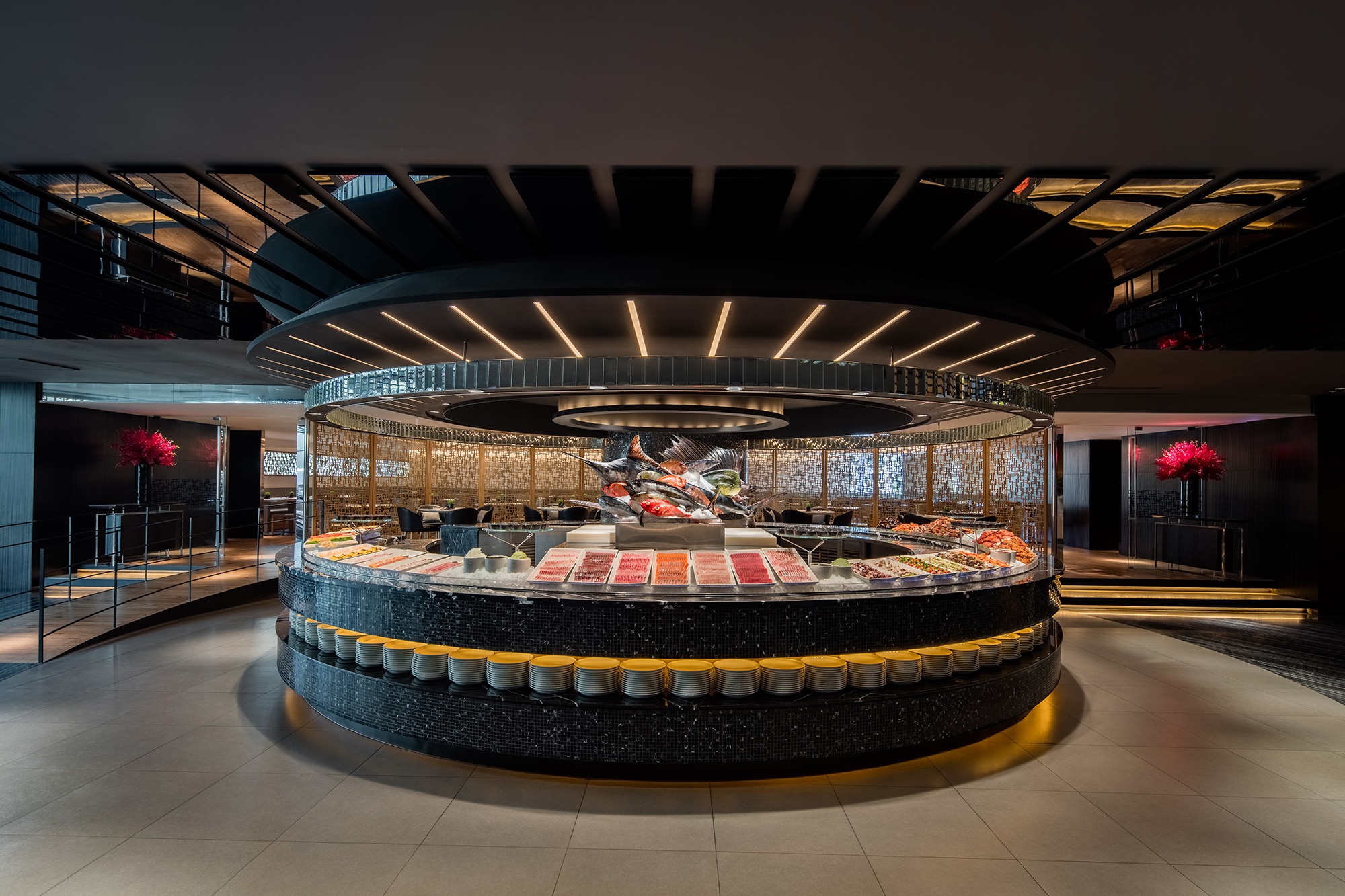 專案中還包含晶華酒店栢麗廳自助餐。（大地酒店提供）