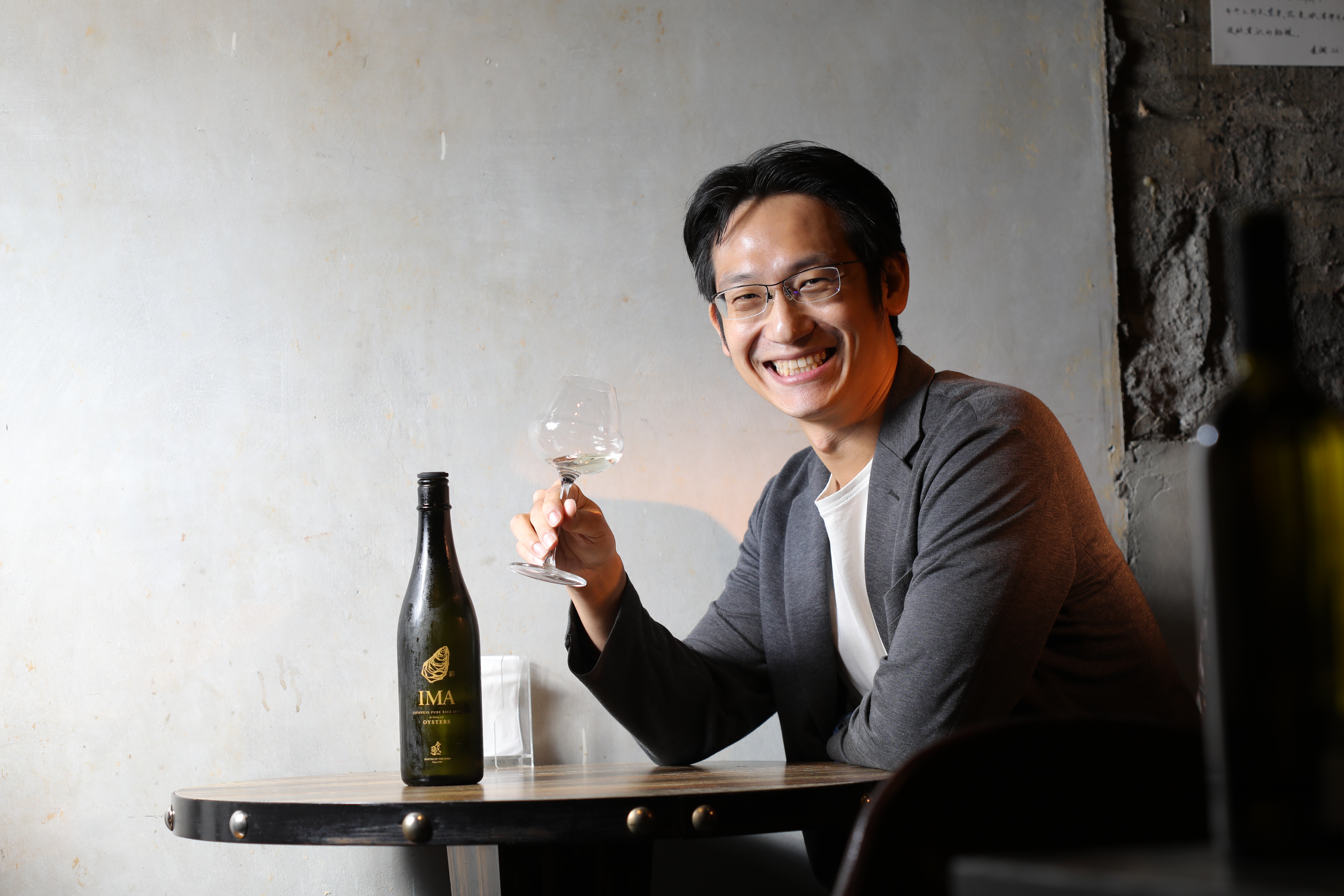 楊凱程（Kenny）推廣日本酒不遺餘力，獲得令和2年「酒武士」殊榮，今年全球僅5位獲頒，他是台灣的2席之一。