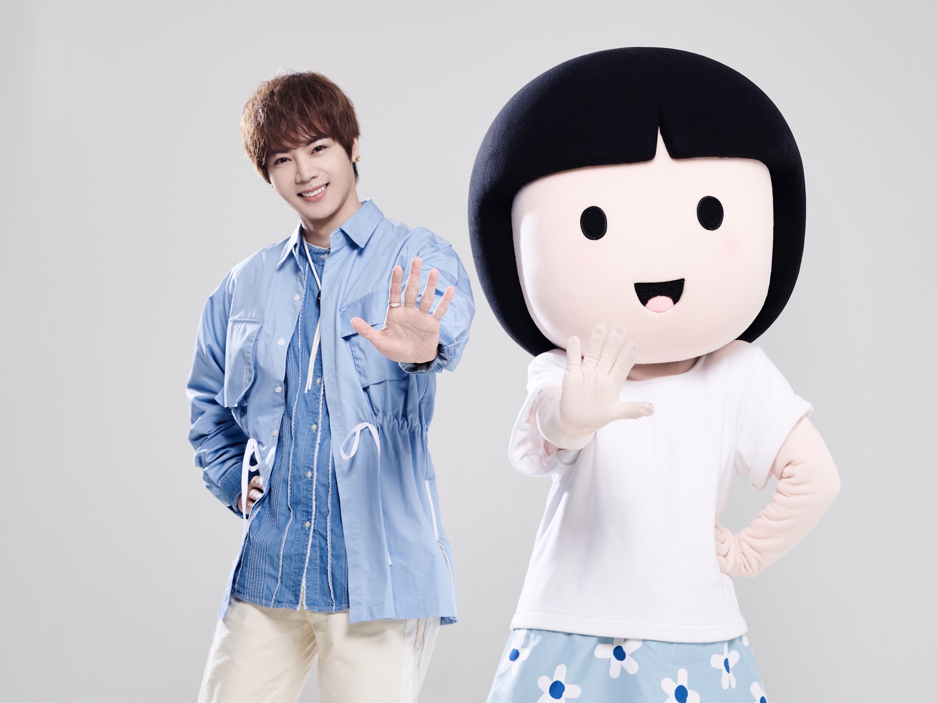 古曜威日前抽恐與家扶WaWa練跳心無限舞蹈。（家扶基金會提供）