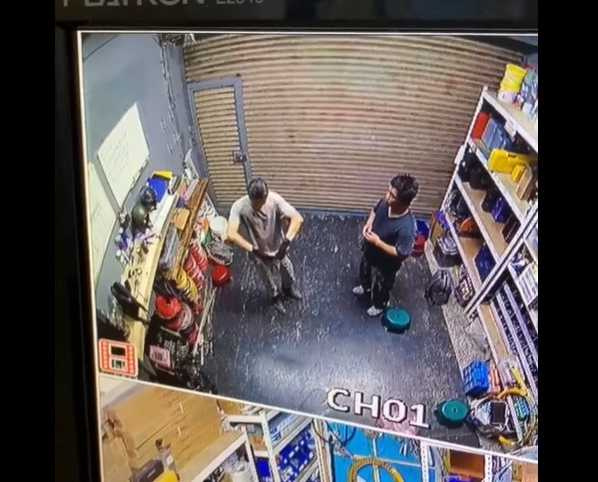 打人男子遭花蓮當地網友肉搜起底，指出他綽號「阿連」大家都會叫他「長髮練拳的那個」。（民眾提供）