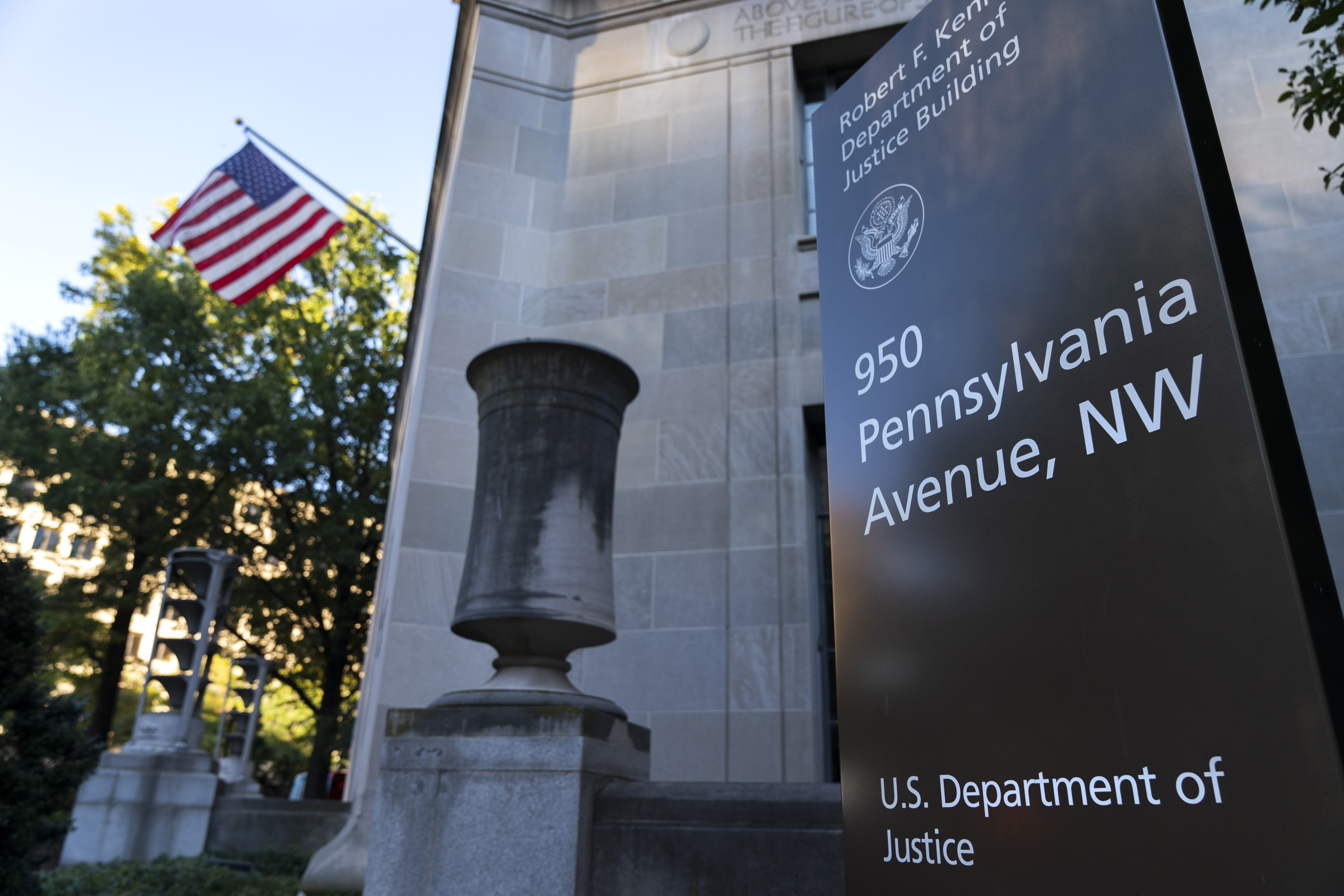 聯電訴訟案以承認竊密與美國司法部達成和解，罰金大幅降為6,000萬美元，圖為美國司法部。（達志影像）