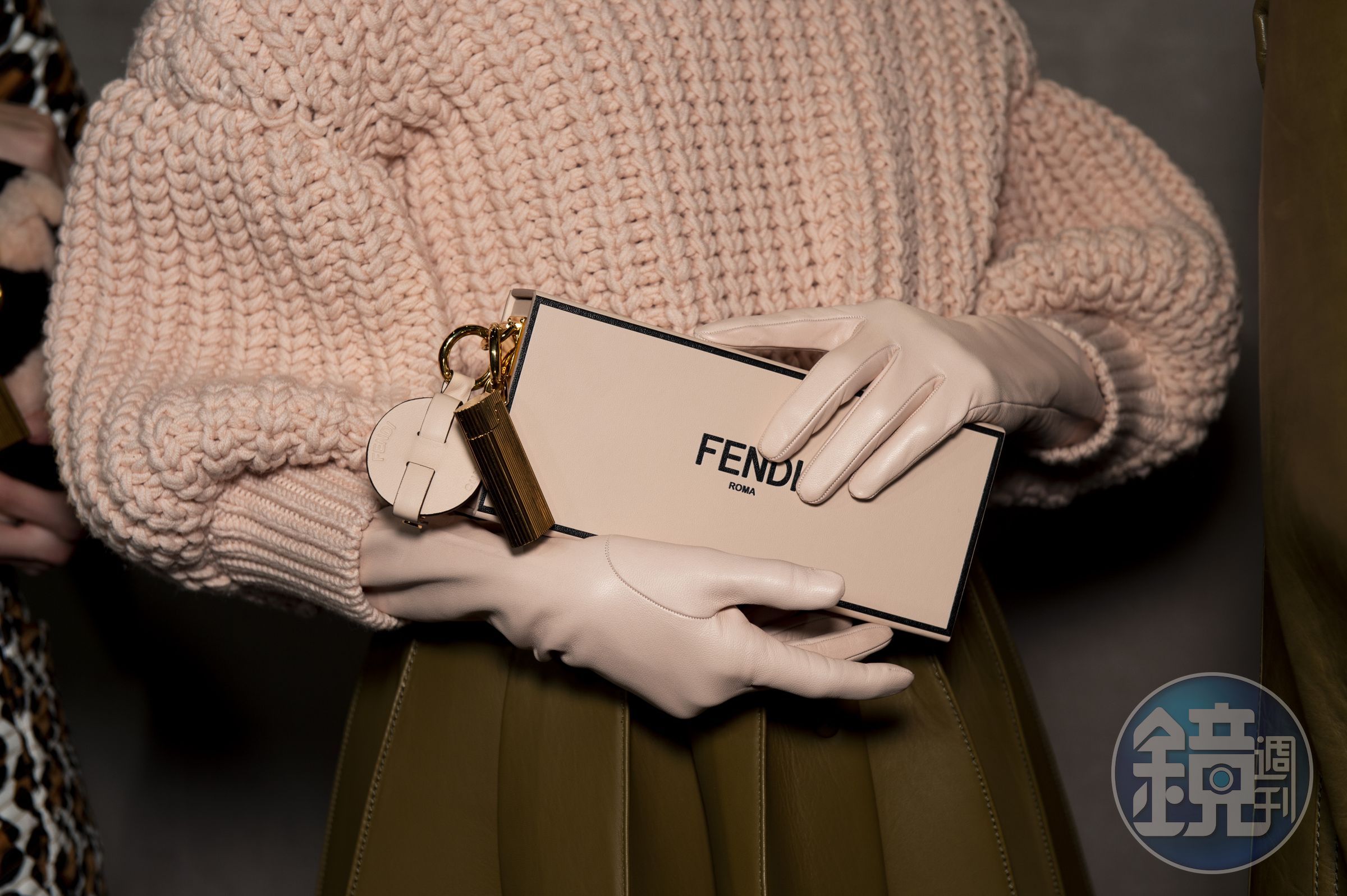 FENDI Packaging系列硬殼包。NT$43,500。（FENDI提供）