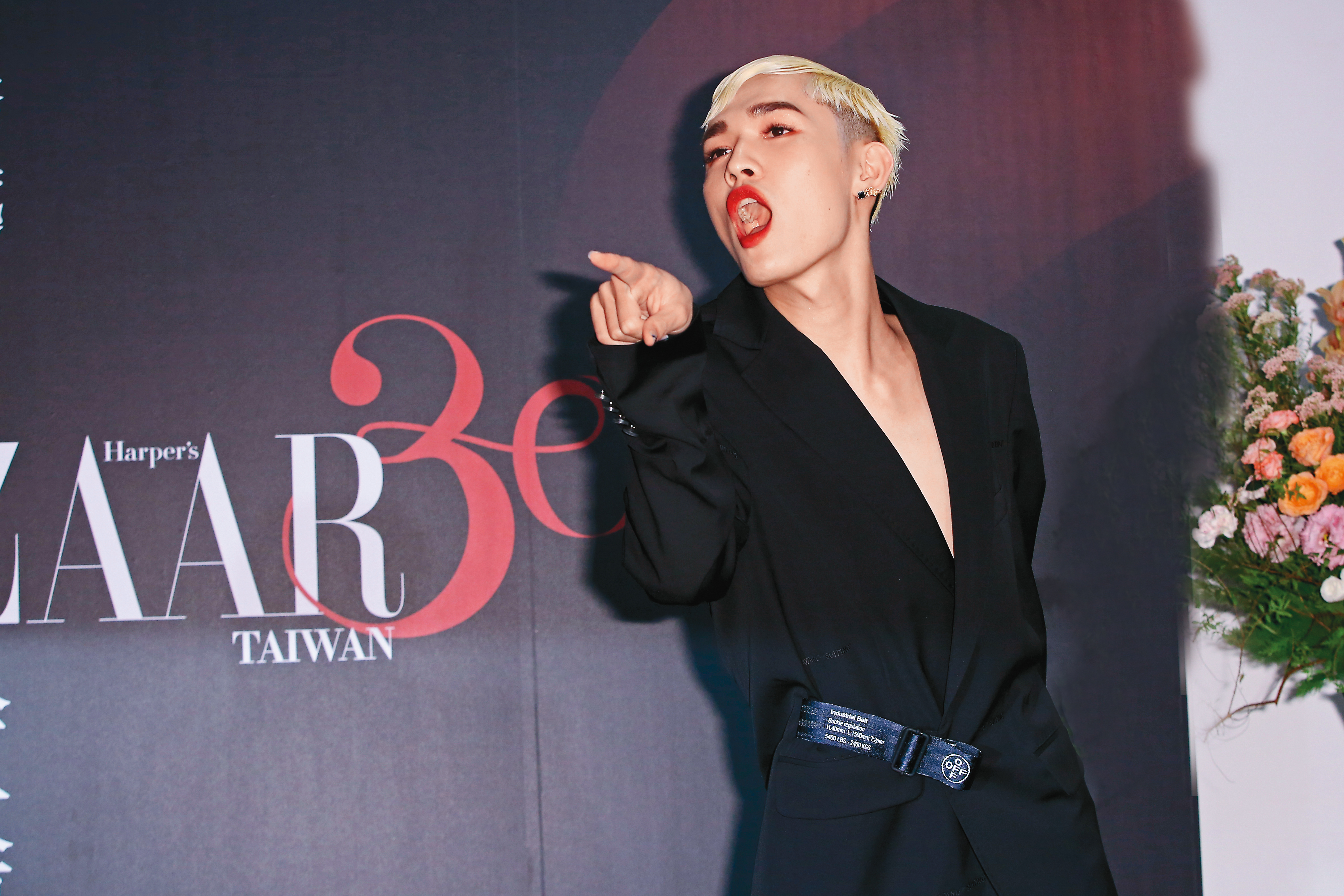 鍾明軒原接到《鬼滅之刃》劇場版「魘夢」的配音，卻臨時被取消，但他的咆哮模樣是不是更像男二「善逸」？