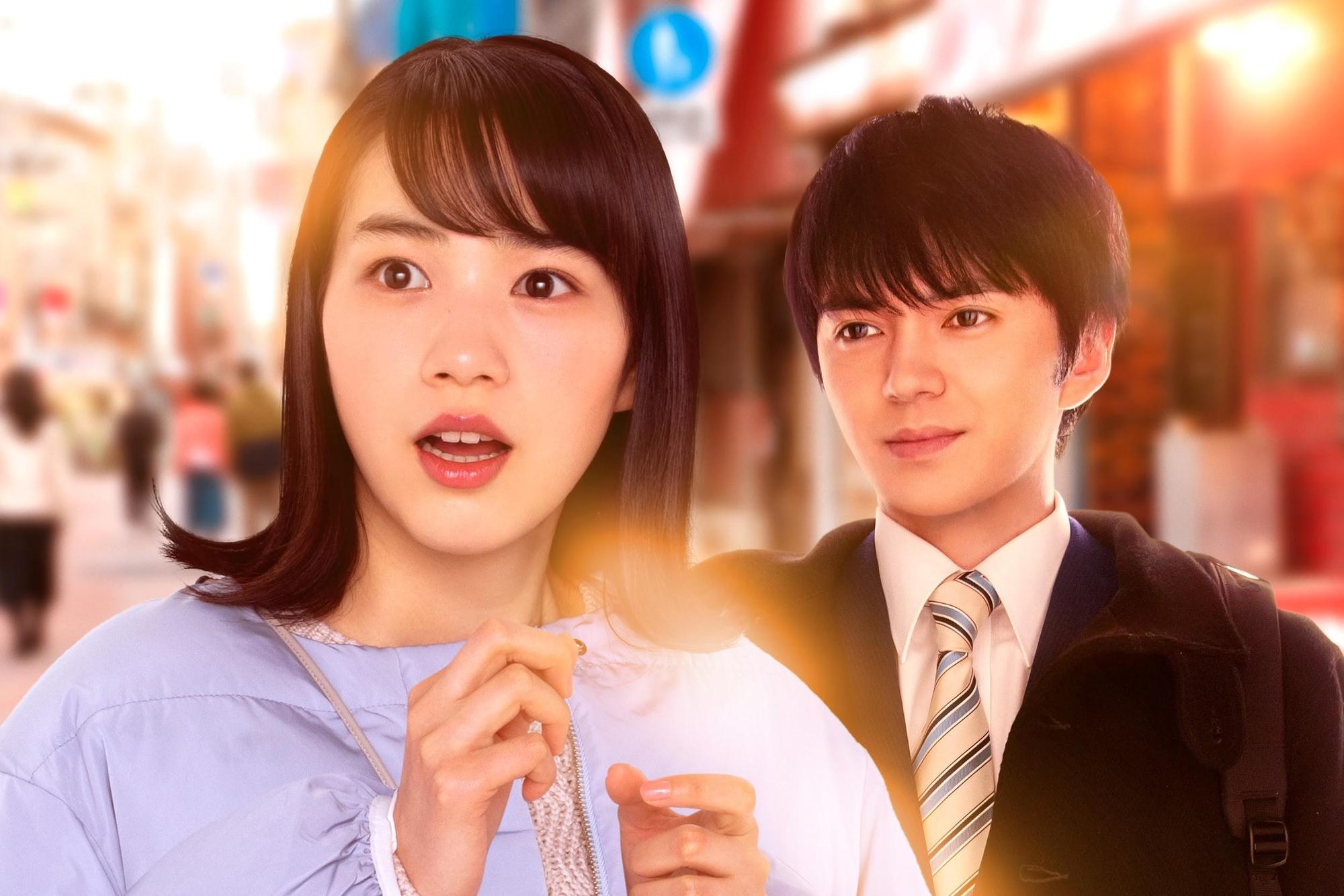 NON(左)在《Hold住我》飾演一名30多歲的單身女性,與林遣都同台演出。(2020 TIFF提供)