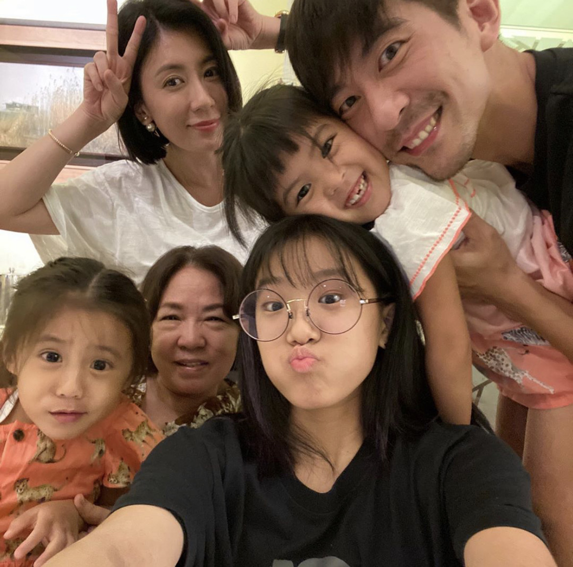 修杰楷與賈靜雯婚後再生了兩個寶貝女兒，但也與梧桐妹感情相當好。（翻攝自梧桐妹IG）
