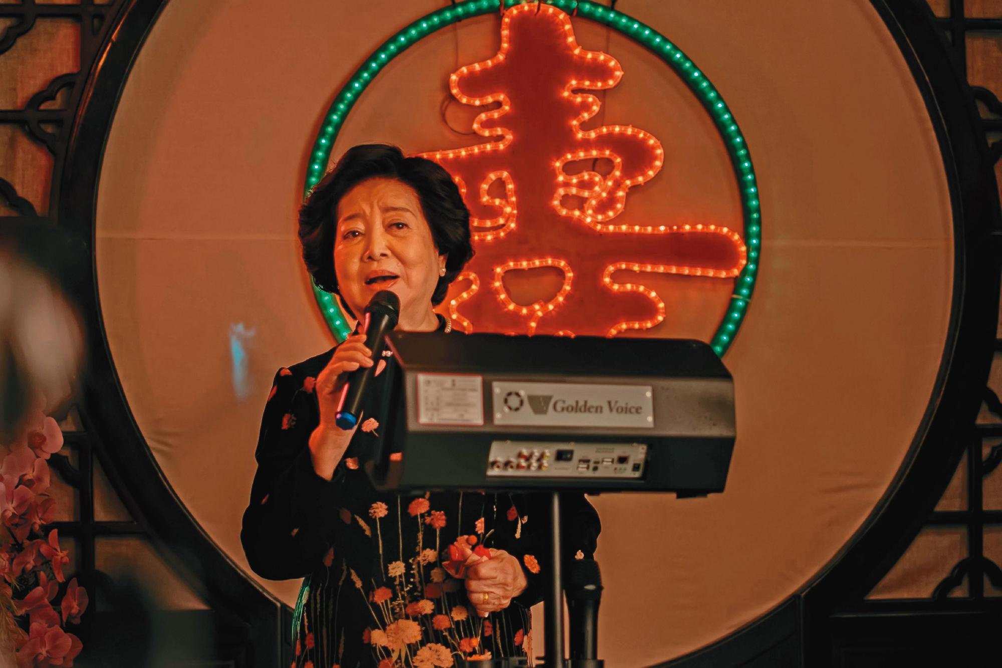 連演唱《孤味》電影歌曲都能入圍金馬獎最佳電影原創歌曲,不得不說,陳淑芳今年真的超級旺。(威視電影提供)