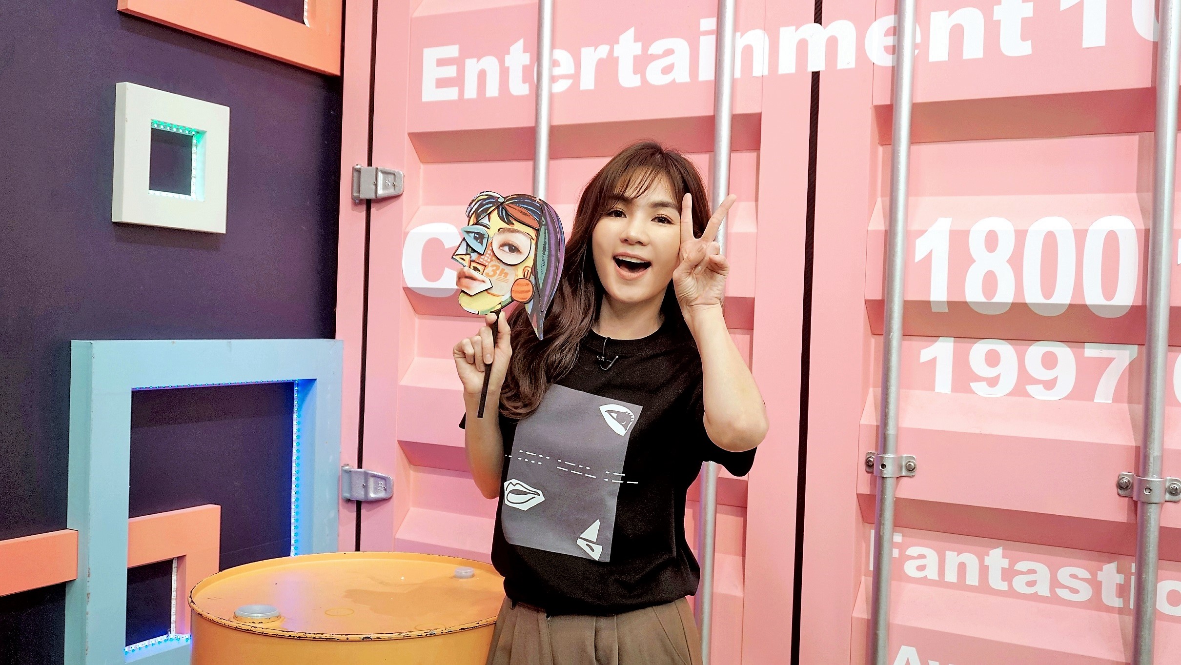 Ella在節目中分享巡演籌備過程中反悔與崩潰的瞬間。 （八大提供）