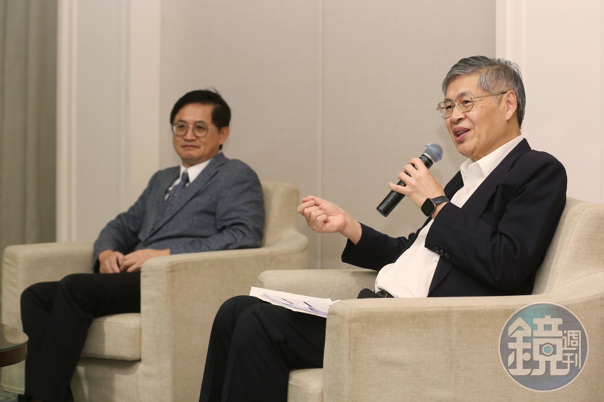和碩總經理廖賜政（右）與董事長童子賢。