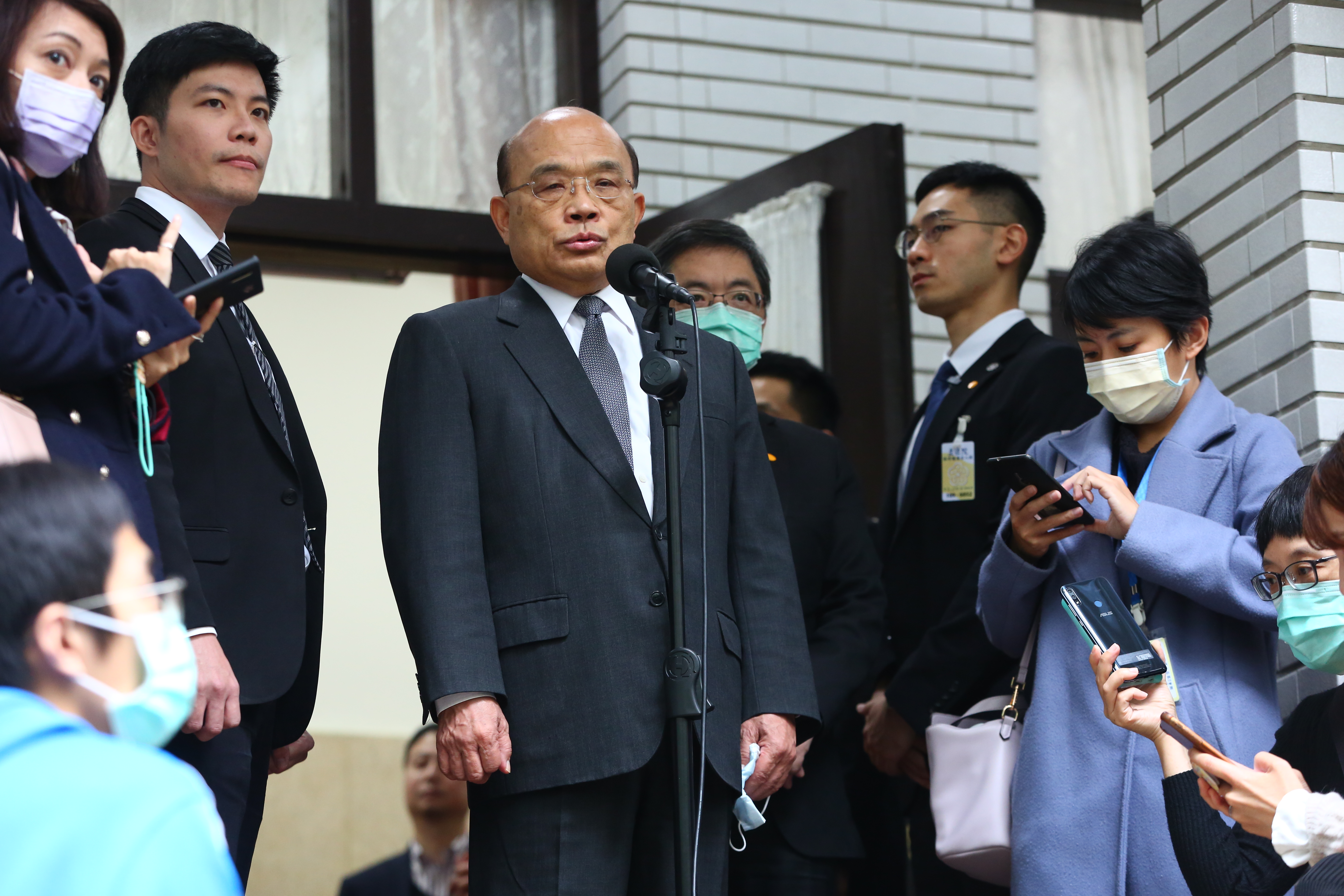 行政院長蘇貞昌今晚將拜訪冠軍牛肉麵店家。