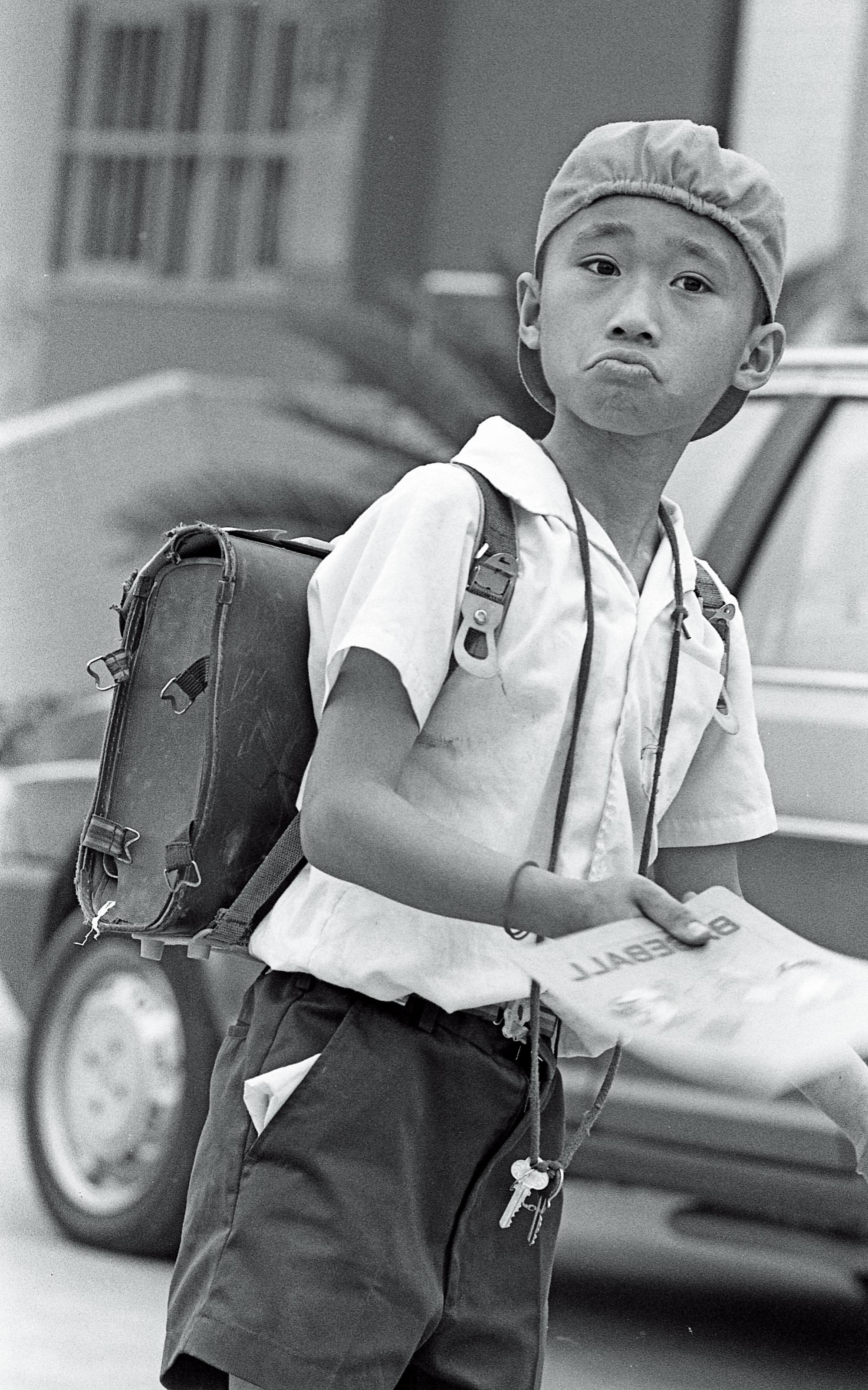 1988年，10歲的周子飛已進入小學就讀，尚無法說出一句完整的話。（蔡明德攝）