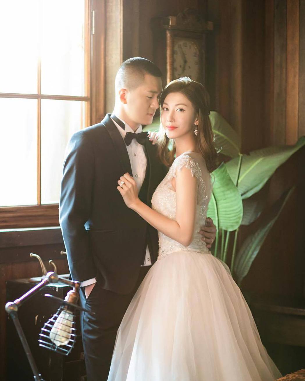 李彩華和富商老公宣布離婚。（翻攝自李彩華ig）